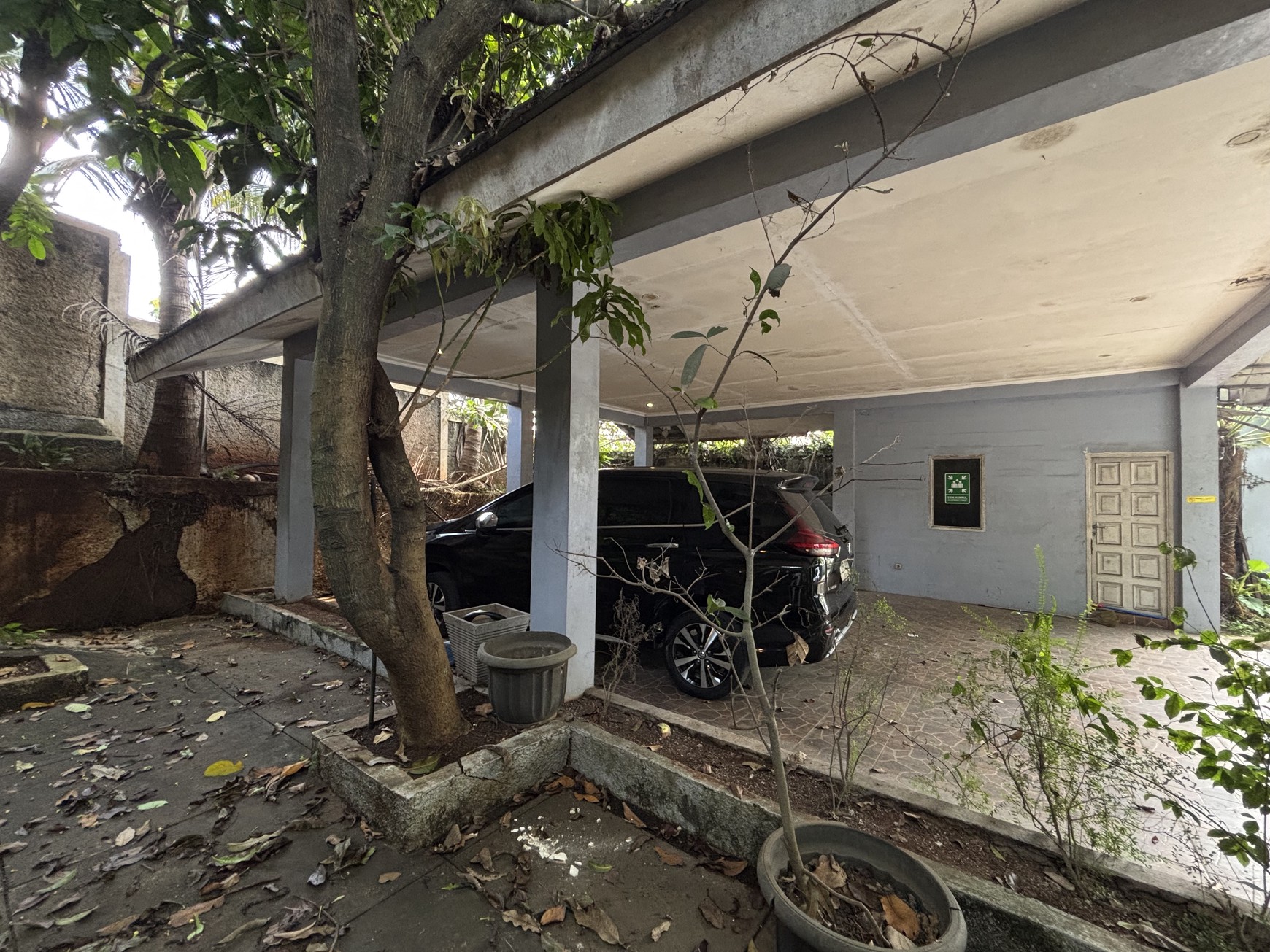 Rumah Besar - 2 Lantai di Kp Cirumput Limus Nunggal Cileungsi 