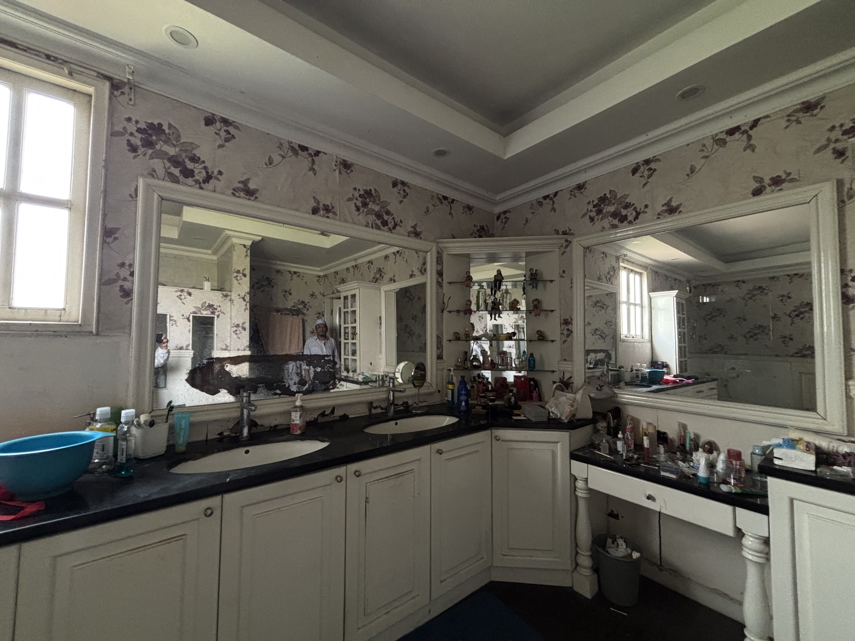 Rumah Besar - 2 Lantai di Kp Cirumput Limus Nunggal Cileungsi 