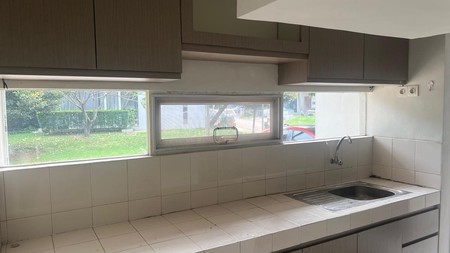 Rumah dalam cluster,jalan lebar di Bintaro 9