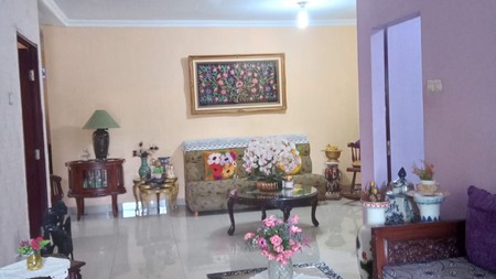Rumah 2 Lantai,luas tanah 230 di Bintaro Jaya 3