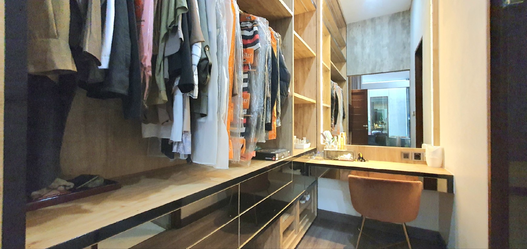 Rumah Mewah dan Elegan, modern- minimalis, fully furnished, di Kelapa Nias, Kelapa Gading