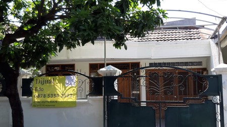 Dijual Cepat Rumah di Baruk Utara, Lokasi dekat Supermarket dan Raya MERR - Aman & Nyaman!