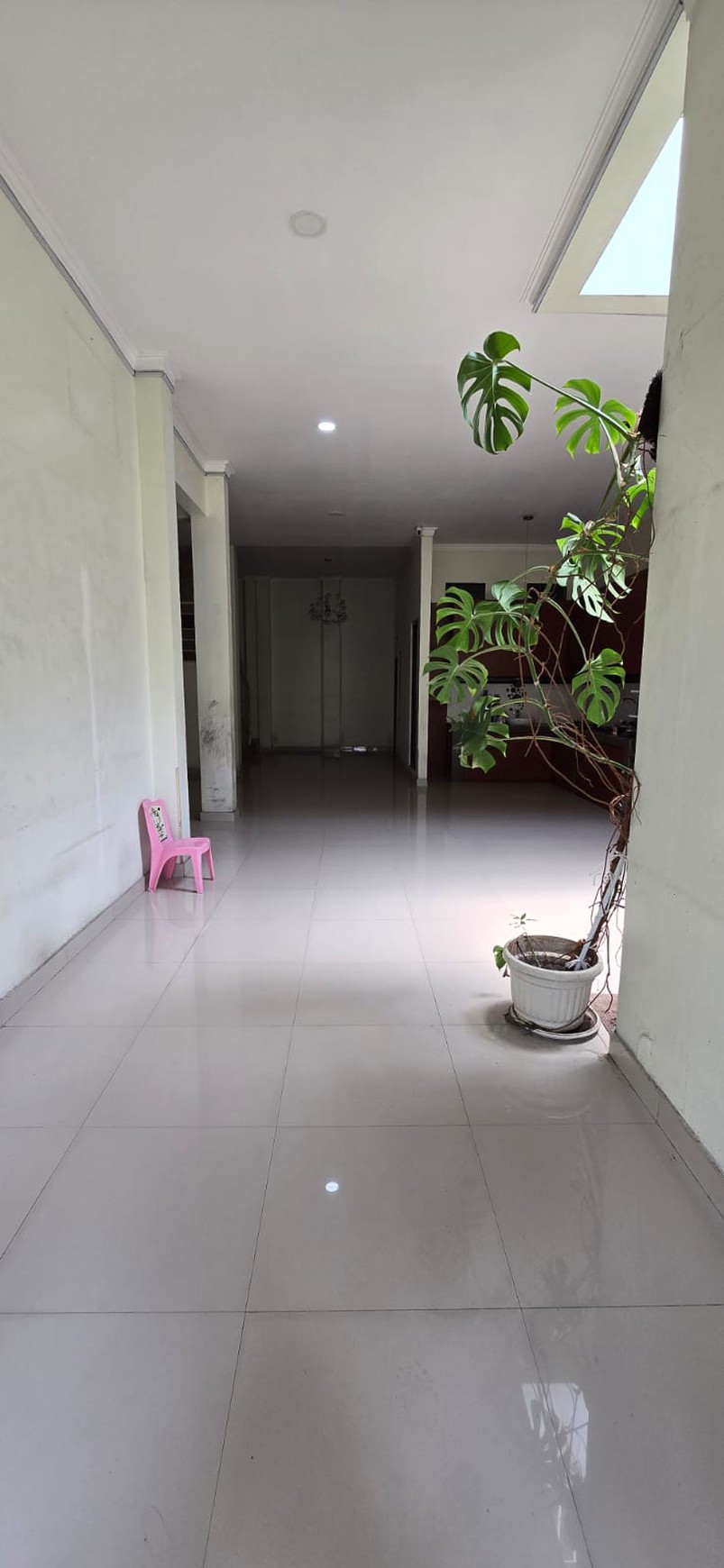 Rumah di blok terdepan Nusa Loka BSD, Dekat Pasar Modern BSD