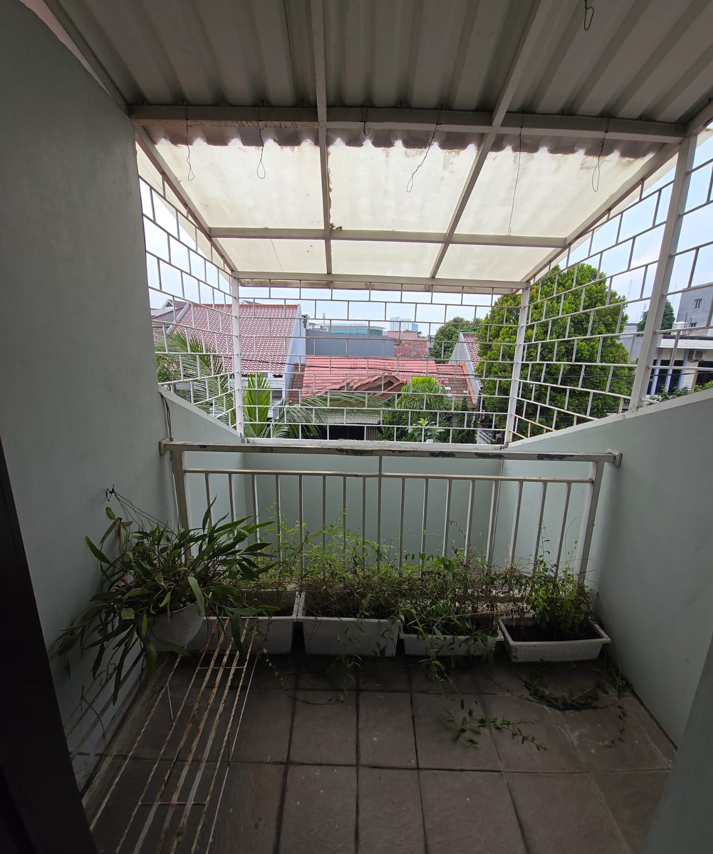 Rumah di blok terdepan Nusa Loka BSD, Dekat Pasar Modern BSD