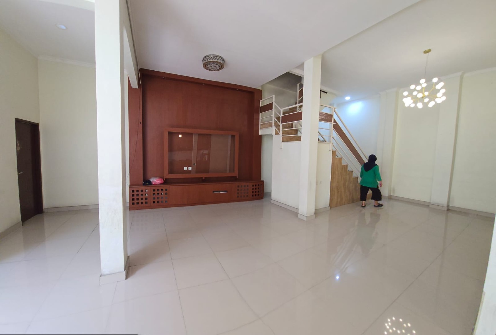 Rumah di blok terdepan Nusa Loka BSD, Dekat Pasar Modern BSD
