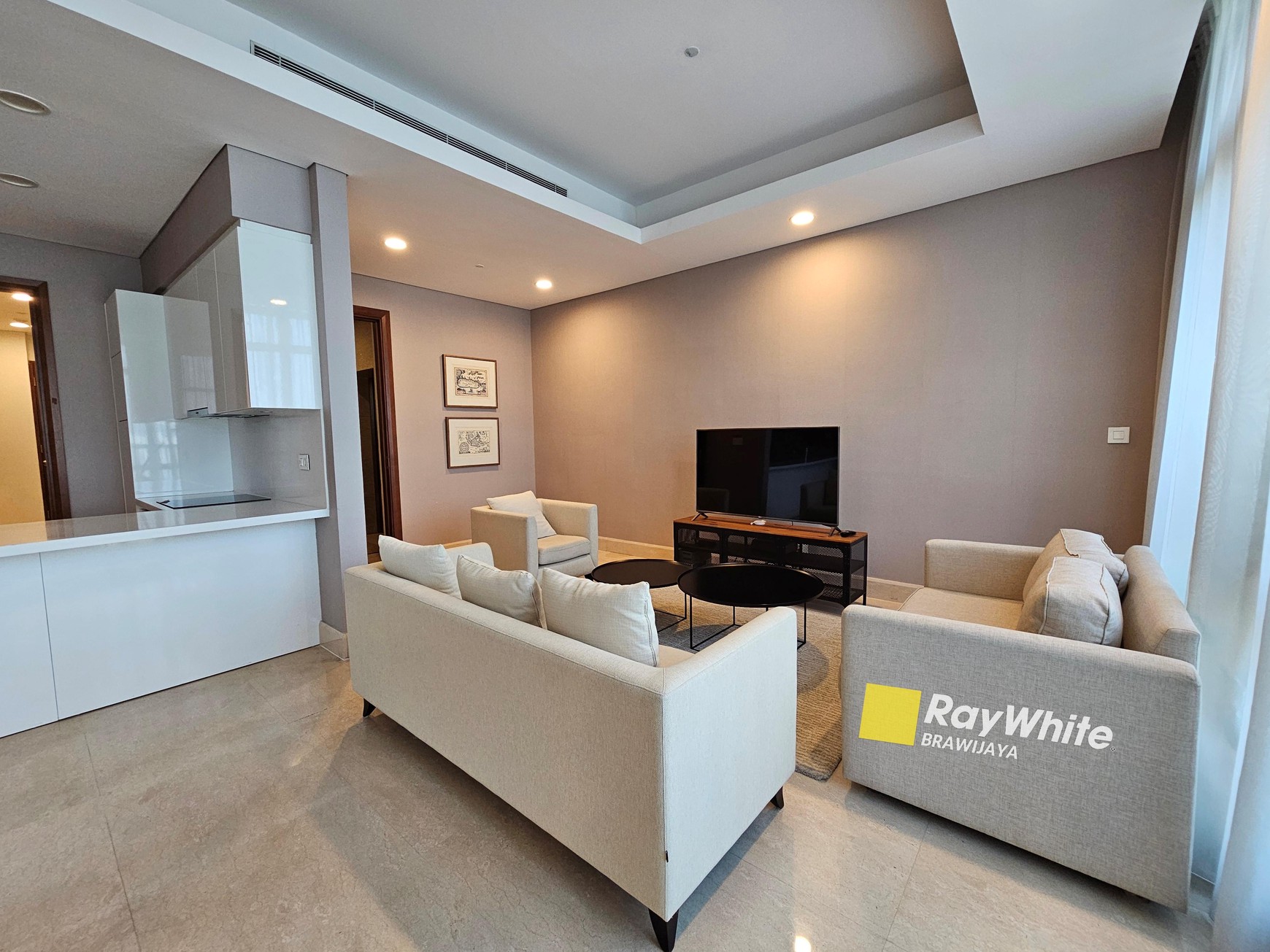 Unit di Apartemen La Maison Barito, Kebayoran Baru, siap huni, 1 km ke MRT Blok M