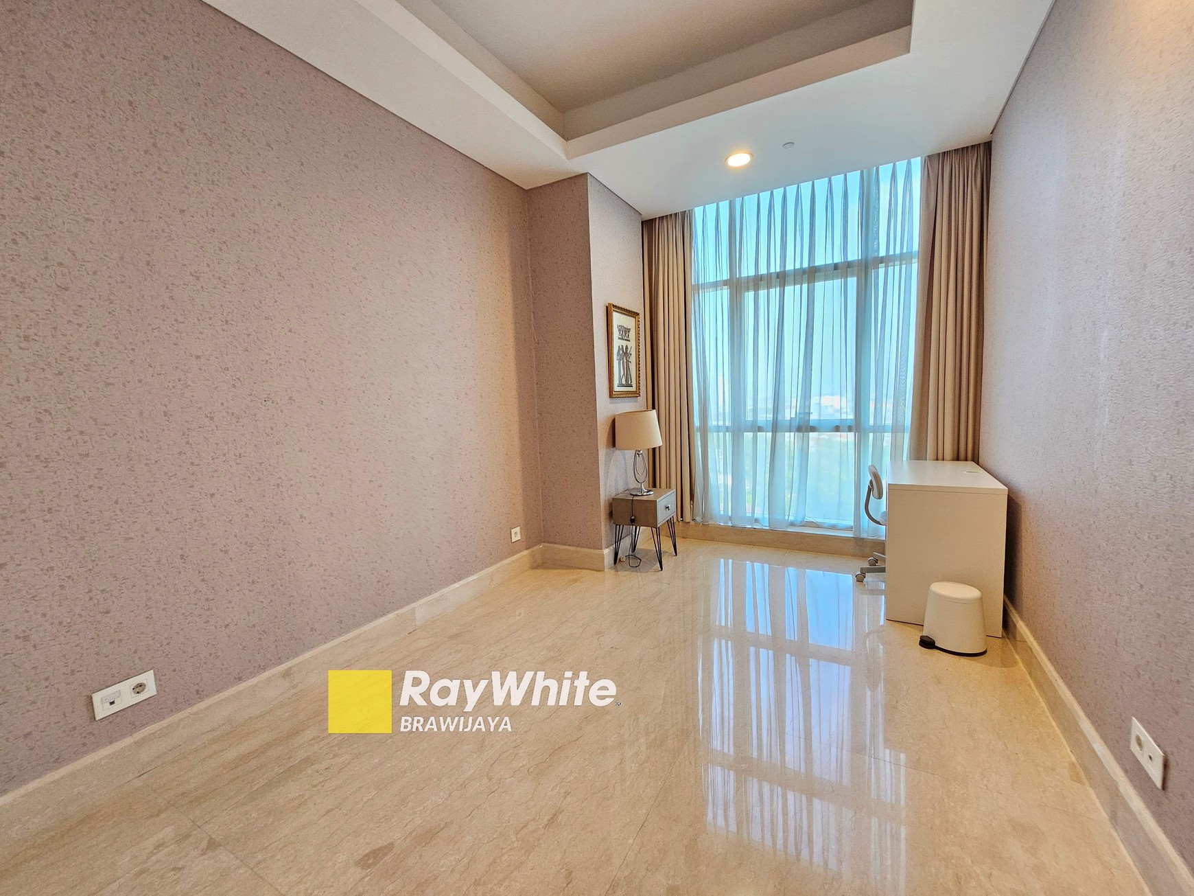 Unit di Apartemen La Maison Barito, Kebayoran Baru, siap huni, 1 km ke MRT Blok M