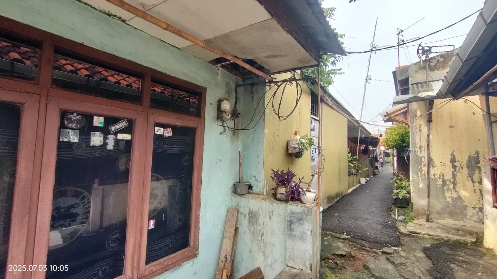 Rumah Hitung Tanah Bekas Kontrakan daerah Cibubur Jakarta Timur 
