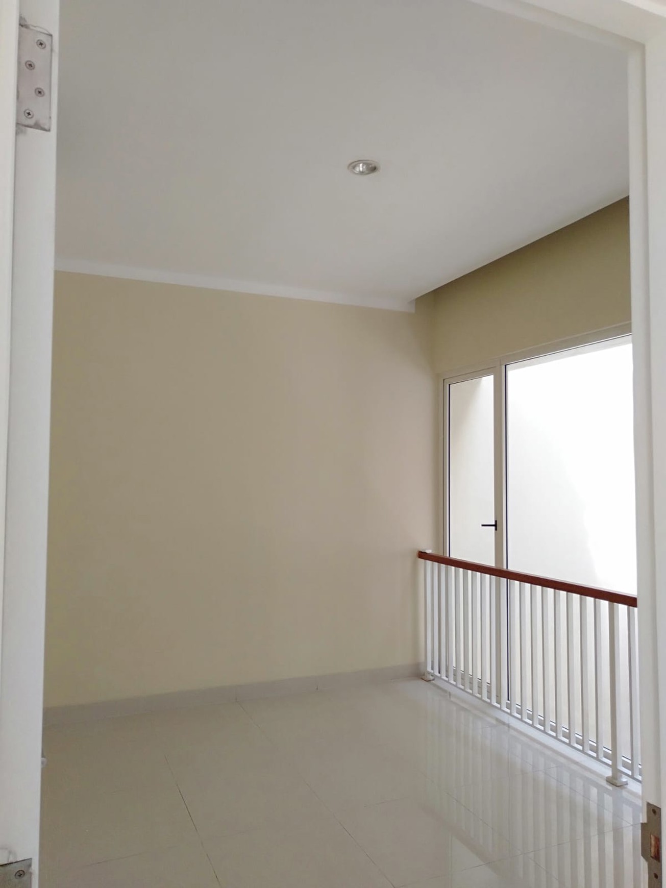 Rumah Bagus Siap Huni dan Asri di Kebayoran Village, Bintaro Jaya, Sektor 7