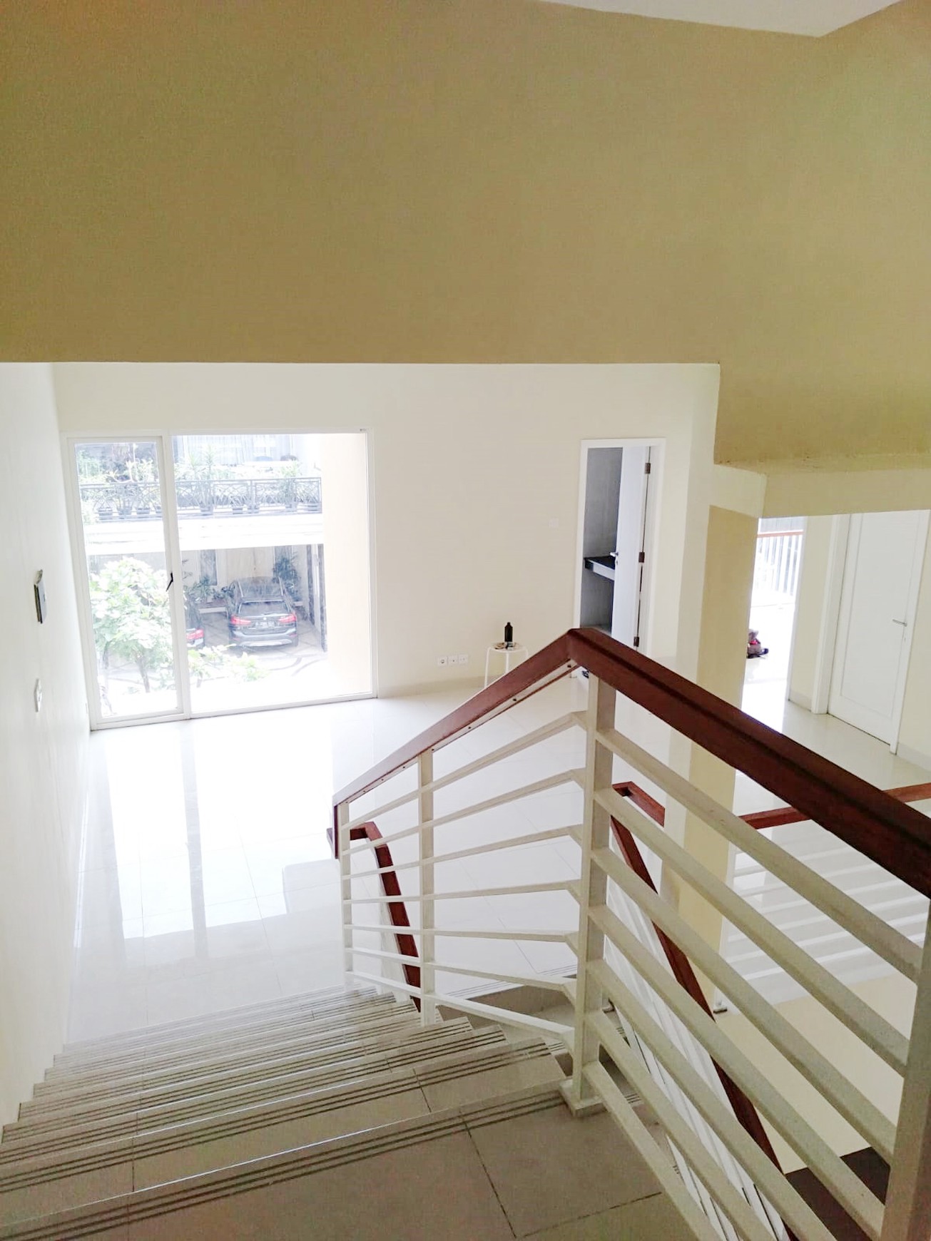 Rumah Bagus Siap Huni dan Asri di Kebayoran Village, Bintaro Jaya, Sektor 7