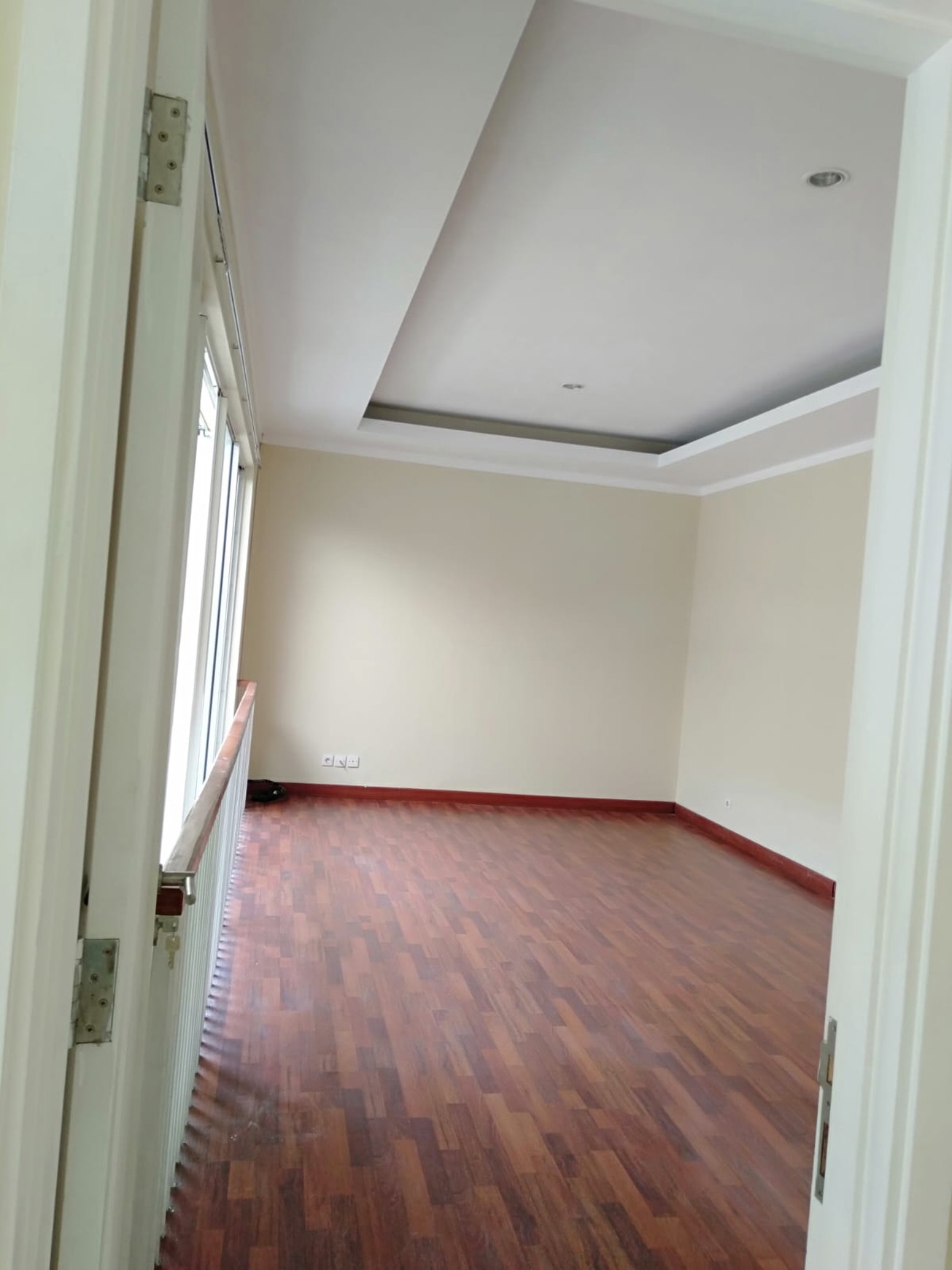 Rumah Bagus Siap Huni dan Asri di Kebayoran Village, Bintaro Jaya, Sektor 7