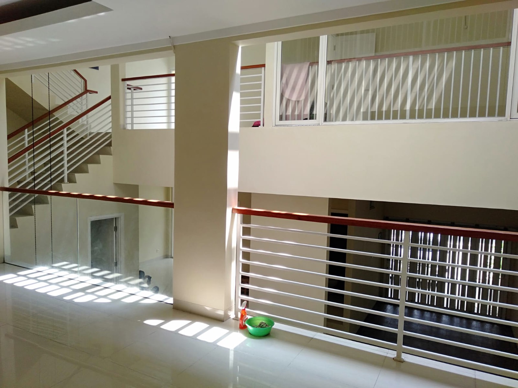 Rumah Bagus Siap Huni dan Asri di Kebayoran Village, Bintaro Jaya, Sektor 7