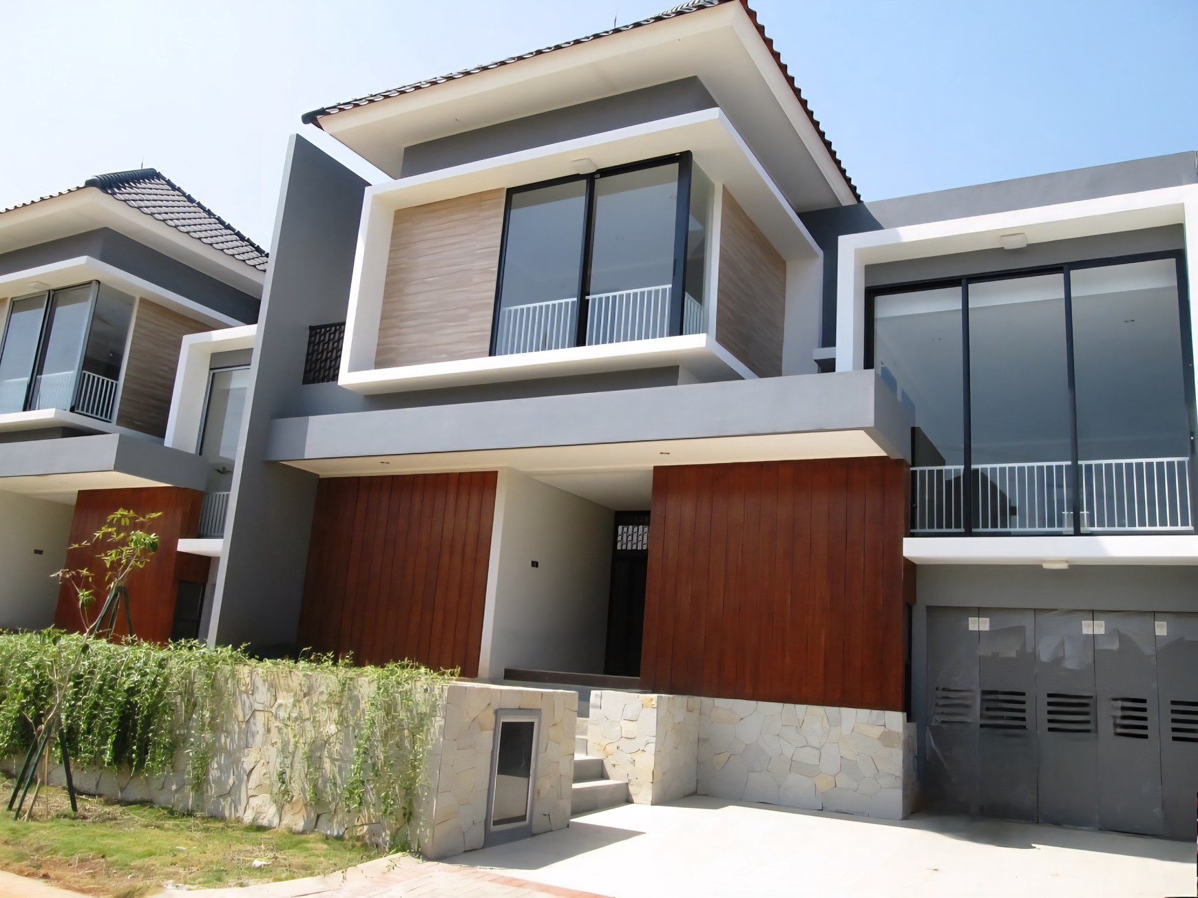 Rumah Bagus Siap Huni dan Asri di Kebayoran Symphony, Bintaro Jaya, Sektor 7