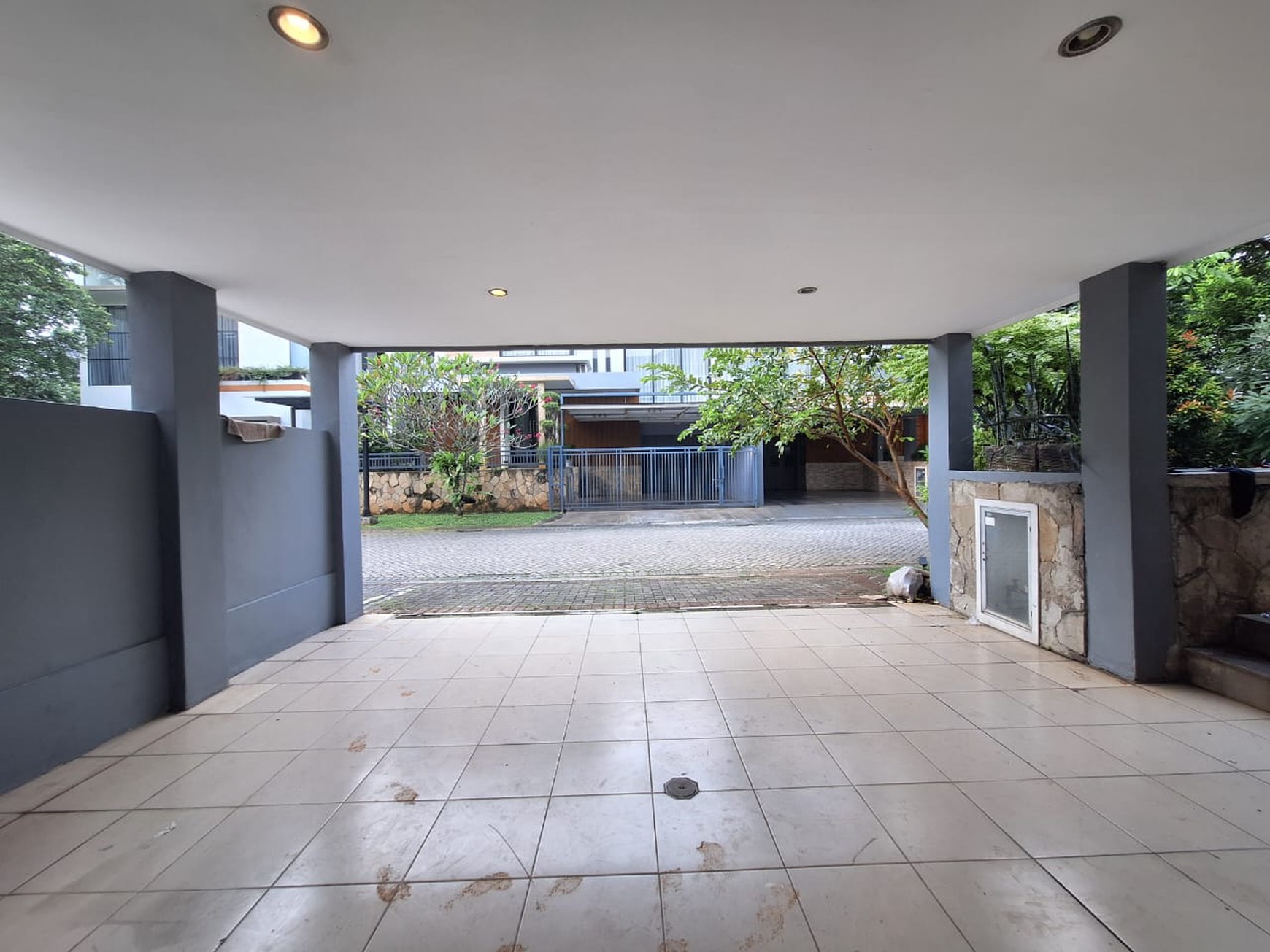 Rumah Bagus Siap Huni dan Asri di Kebayoran Symphony, Bintaro Jaya, Sektor 7