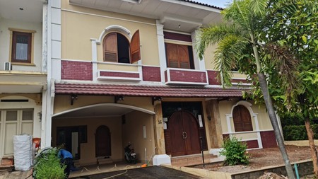 Rumah Eksklusif di Cluster Menteng, Lippo Cikarang