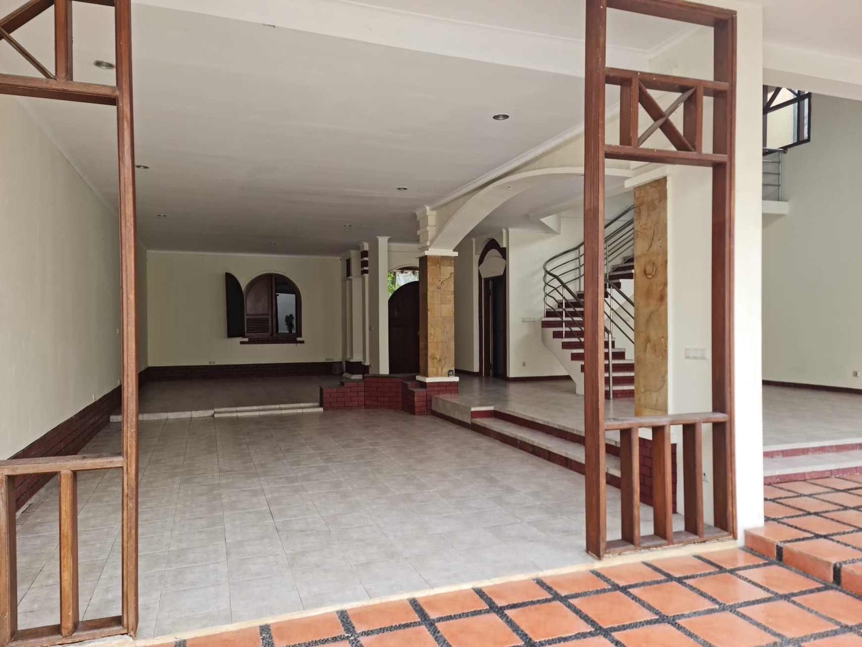 Rumah Eksklusif di Cluster Menteng, Lippo Cikarang