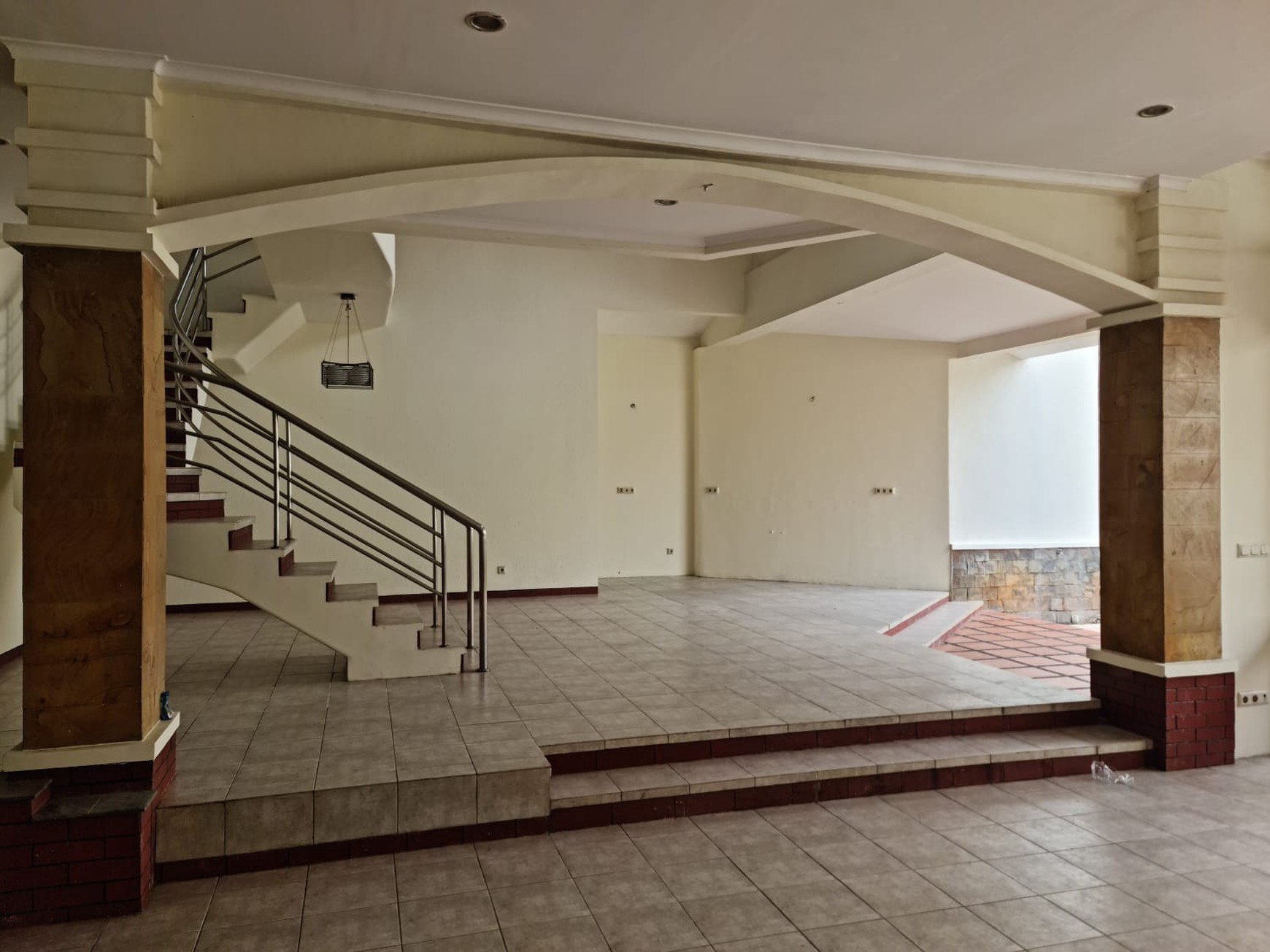 Rumah Eksklusif di Cluster Menteng, Lippo Cikarang