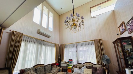 Rumah Luxury dgn Pool, Siap Huni dan Asri di Kebayoran Height, Bintaro Jaya Sektor 7