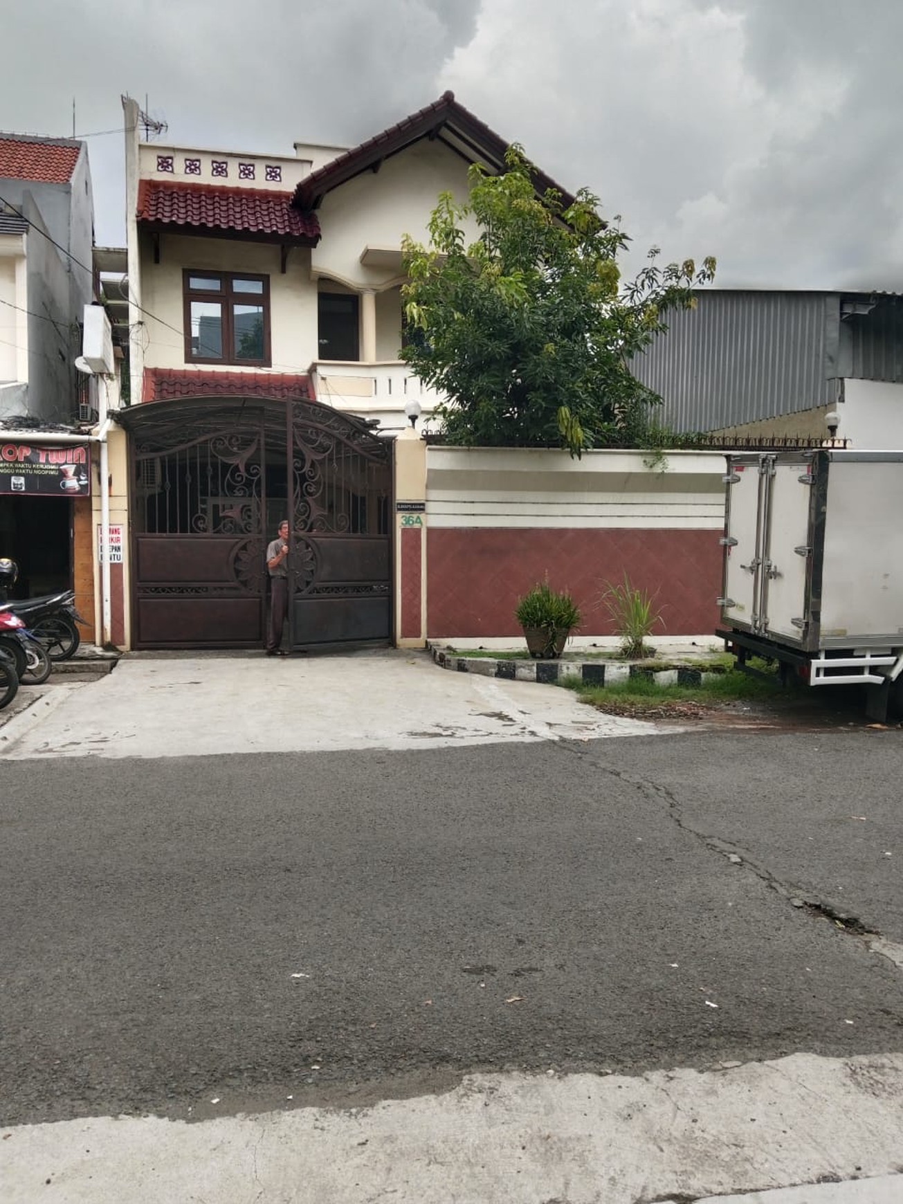 Dijual Rumah di Surabaya Pusat