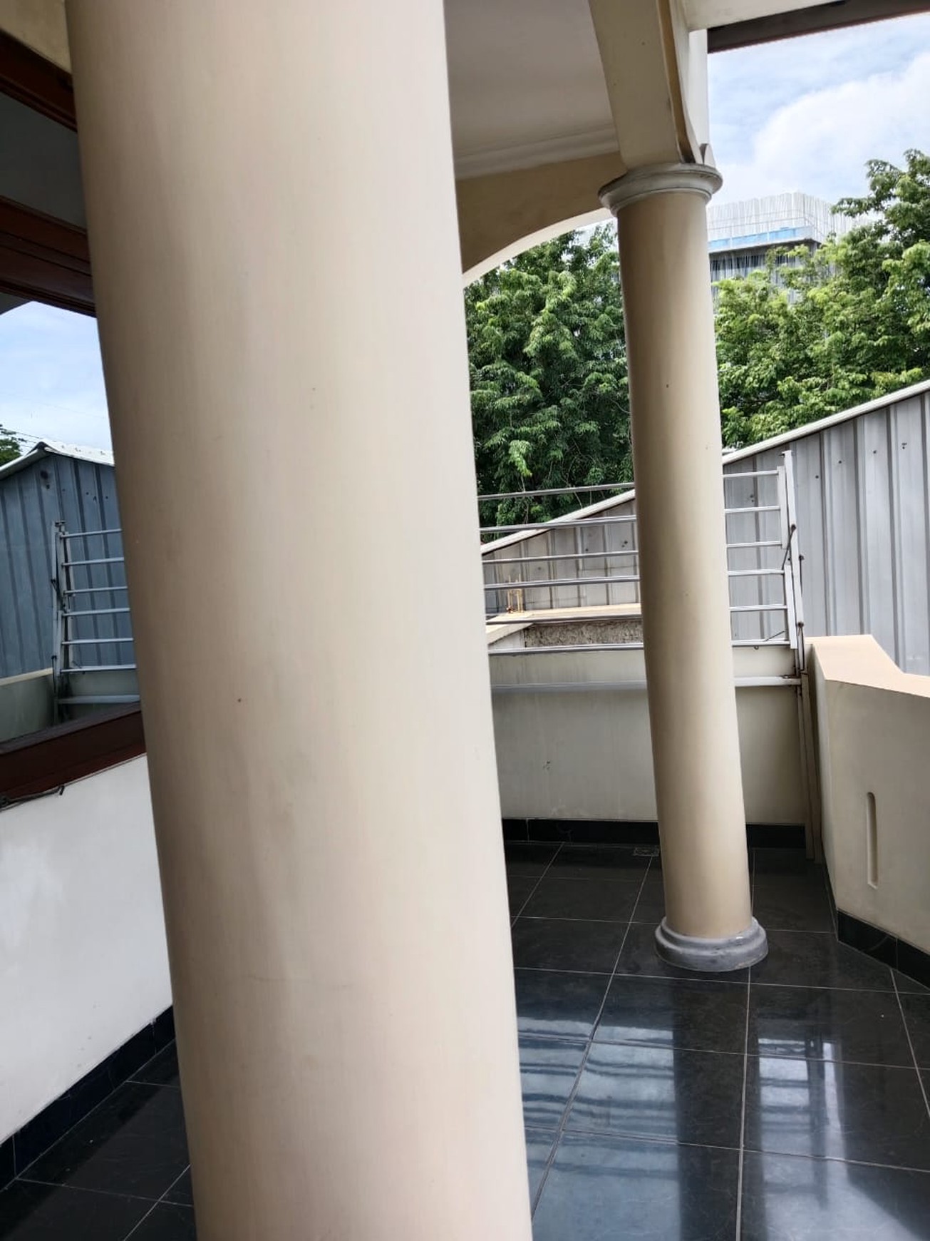 Dijual Rumah di Surabaya Pusat