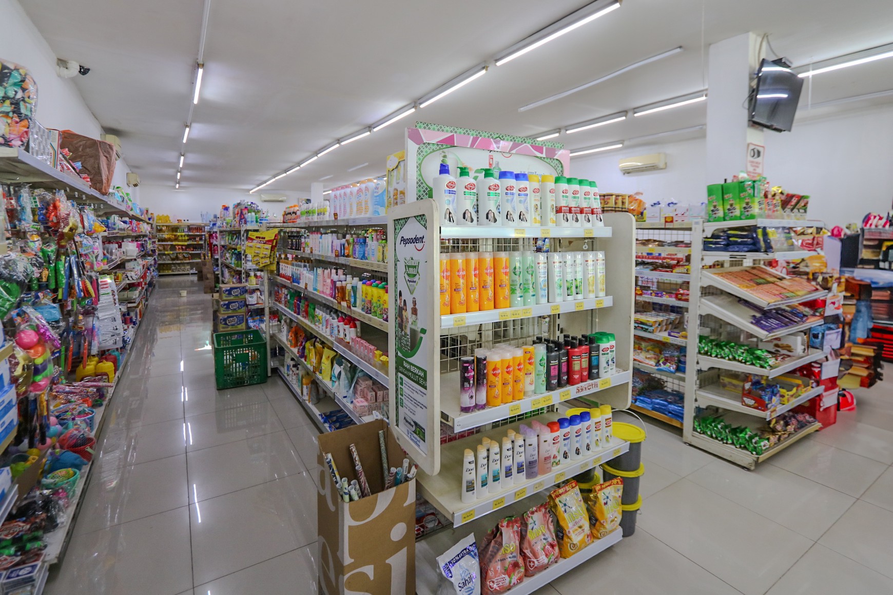 RUKO STRATEGIS SEMPER BARAT, BONUS USAHA MINIMARKET AKTIF RAMAI, DEKAT KELAPA GADING, CAKUNG