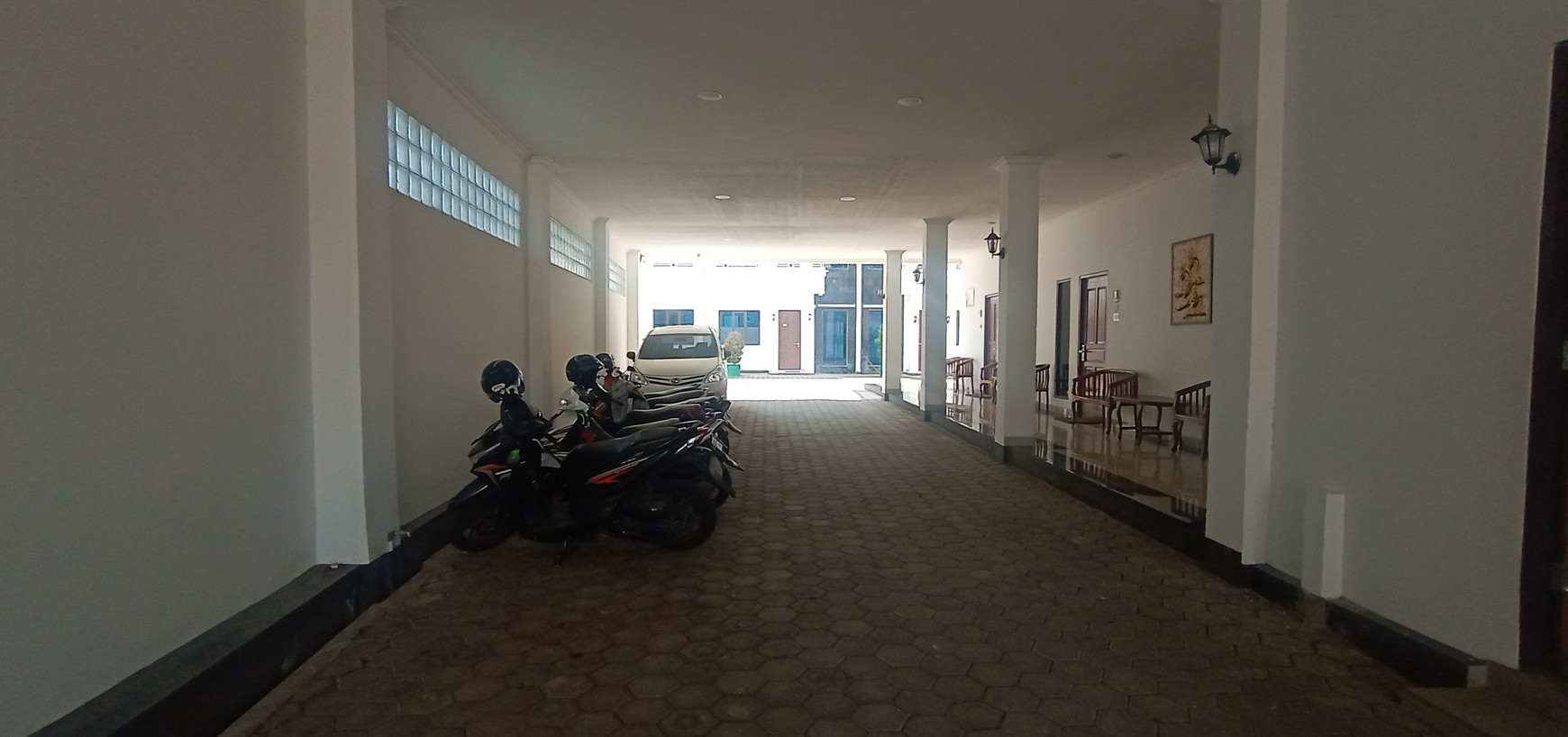 HOTEL DI TENGAH KOTA YOGYAKARTA, JL BABARAN, UMBULHARJO