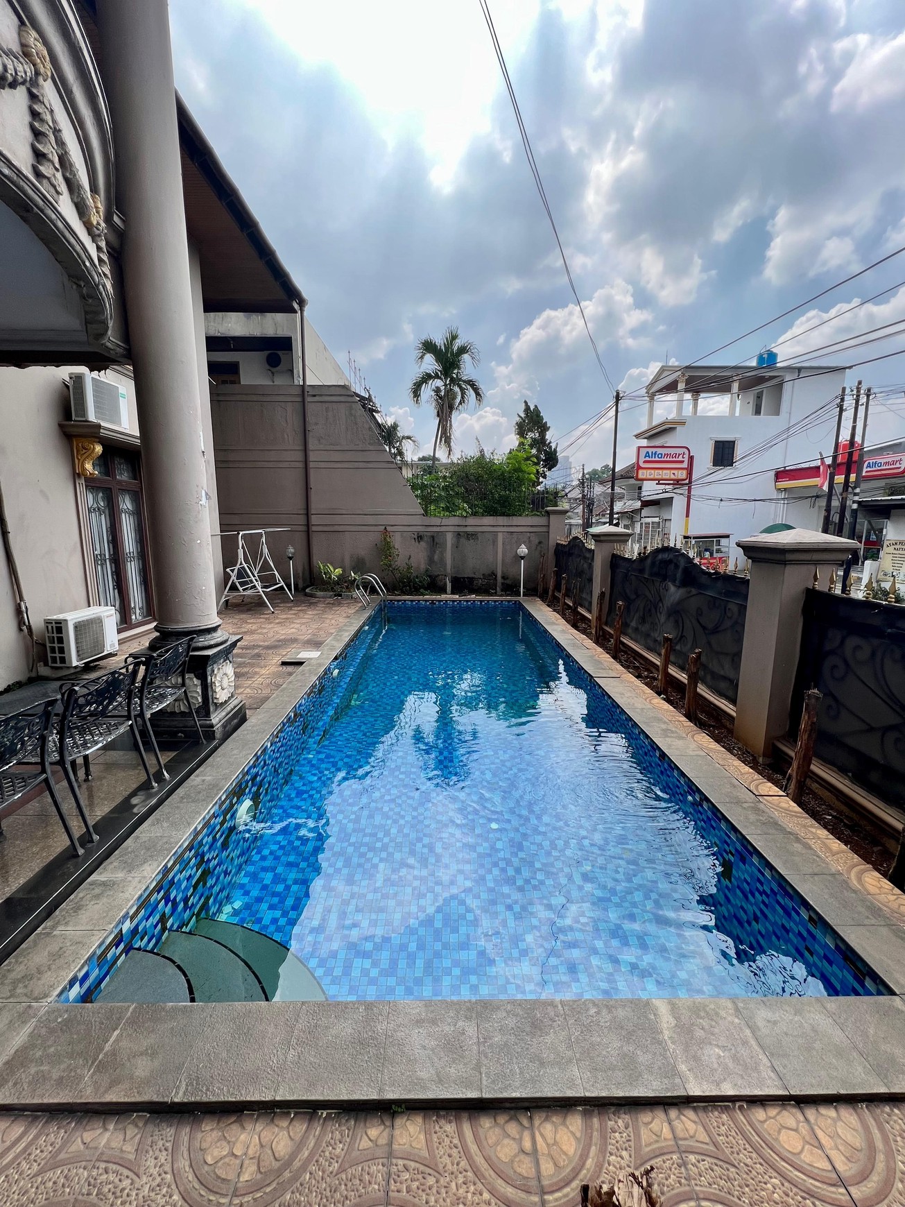 Dijual Rumah lama terawat di Menteng 