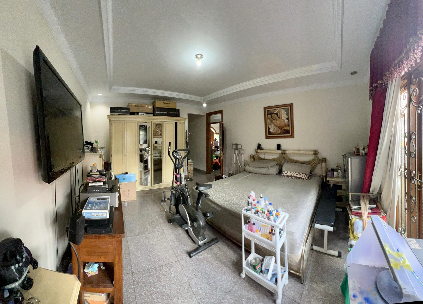 Rumah dijual nyaman, lokasi strategis di Cipete Jaksel