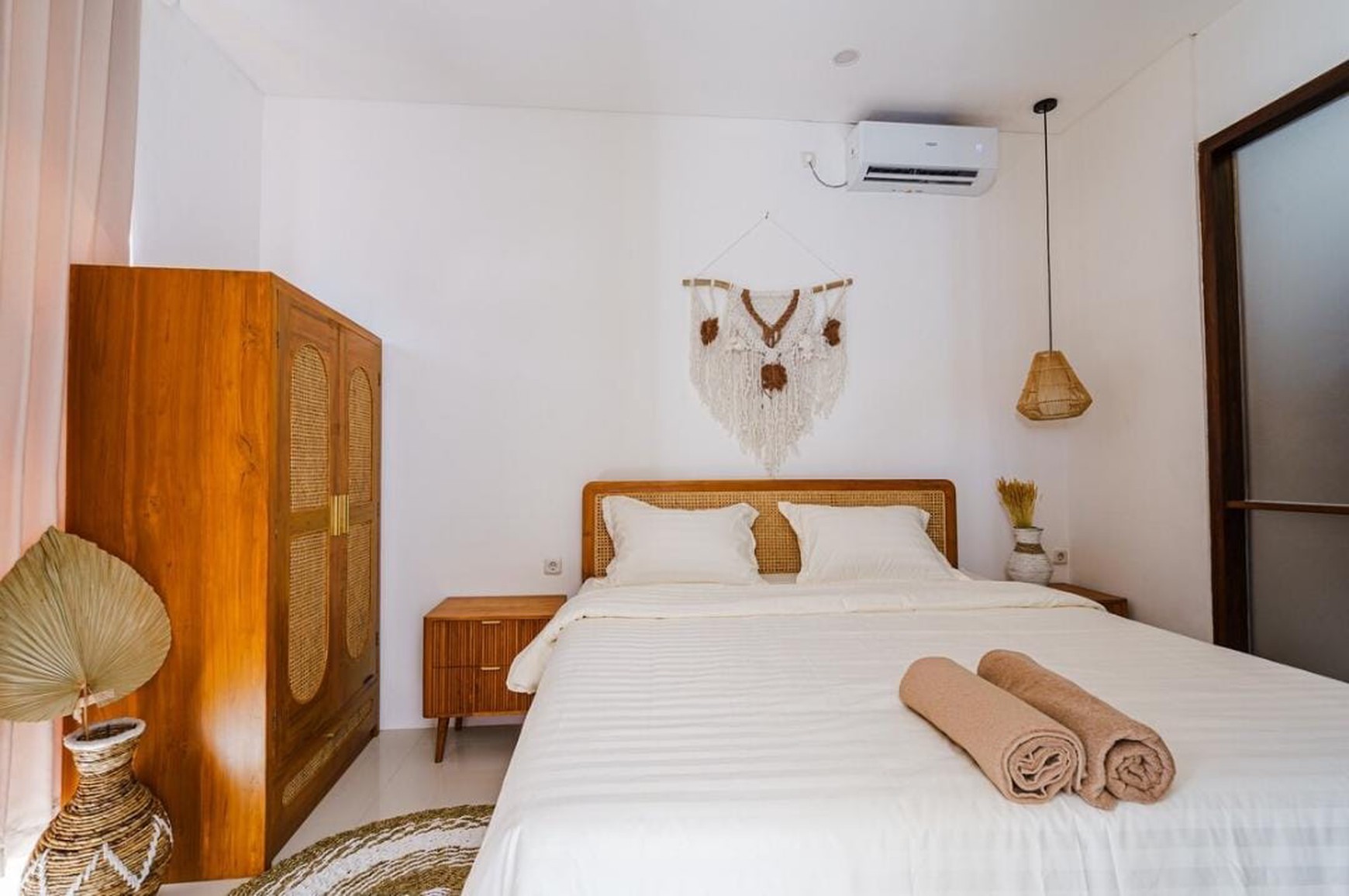 Villa Freehold In Heart Berawa Canggu Bali