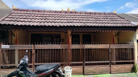 Disewakan rumah  murah Bendul merisi selatan 