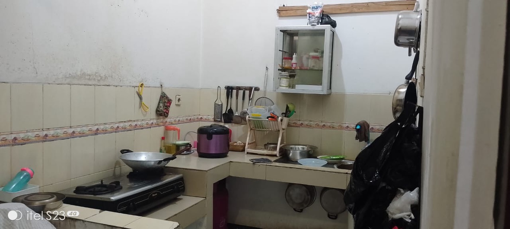 Dijual Rumah Minimalis Asri di Taman Holis Indah, Bandung