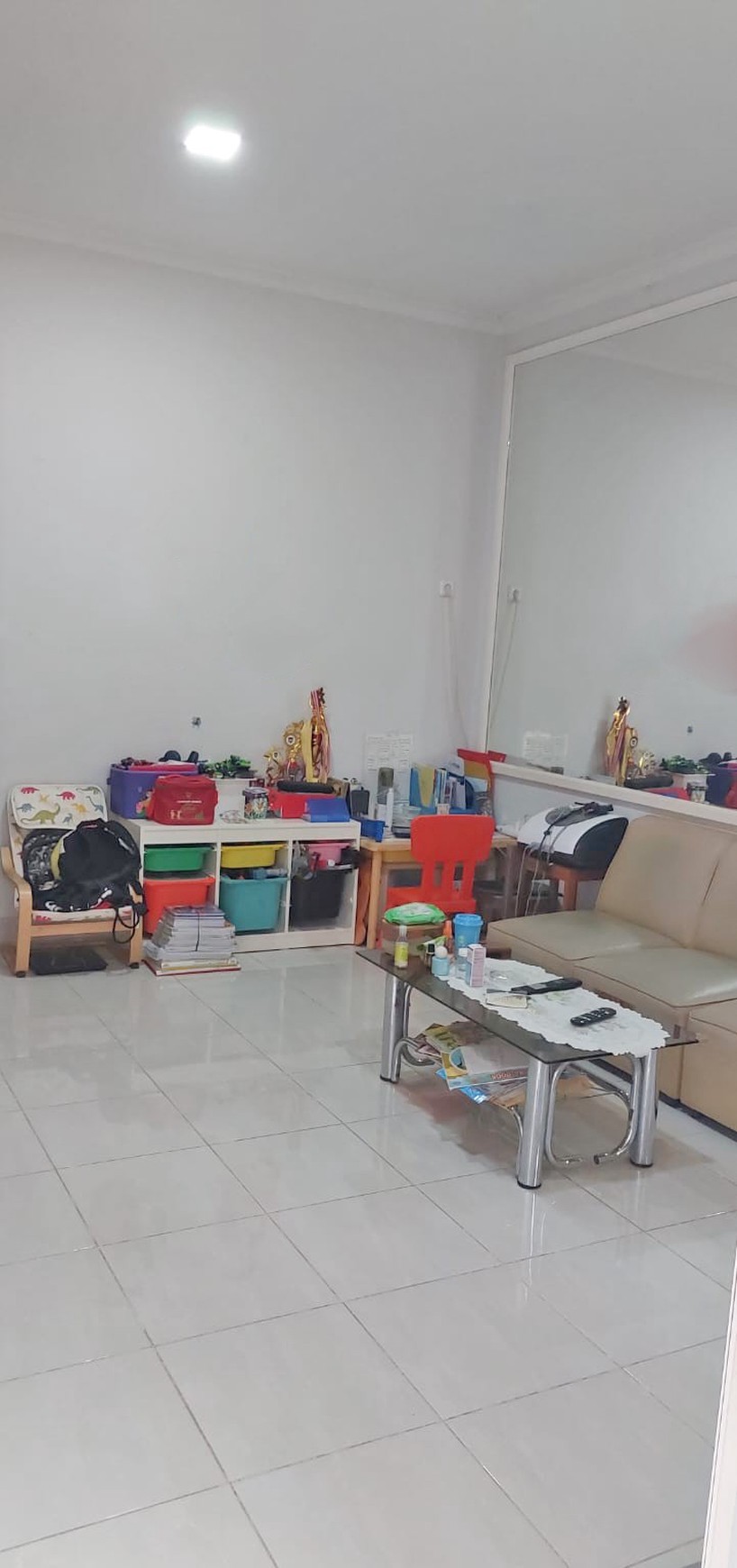 Rumah 2 lantai di Boston Village Gading Serpong