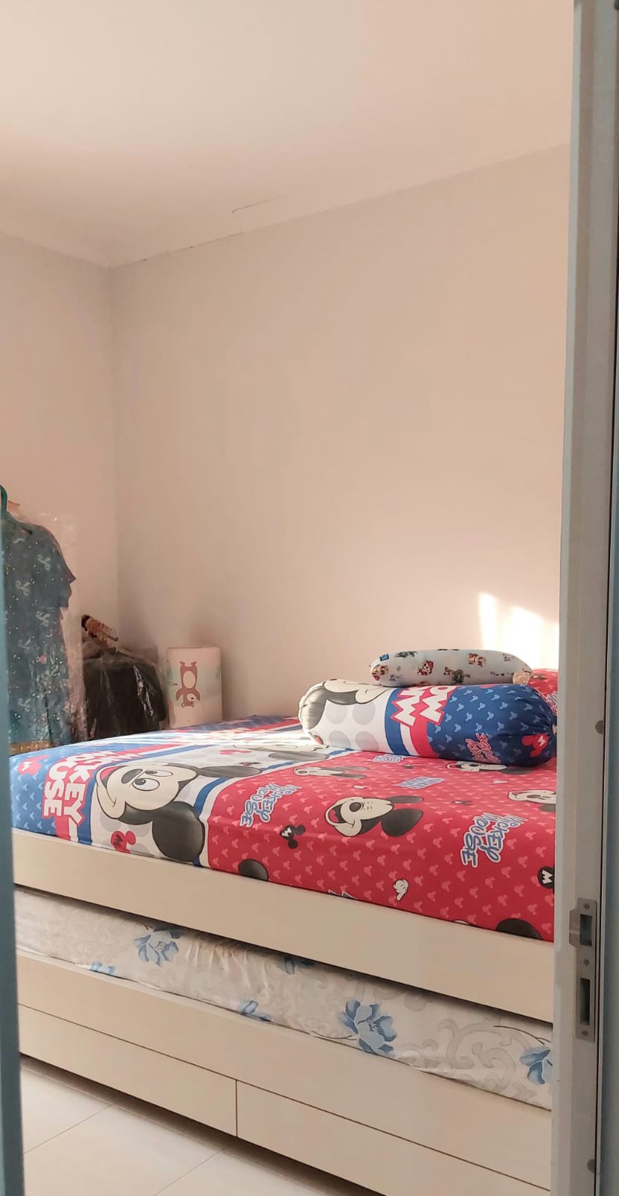 Rumah 2 lantai di Boston Village Gading Serpong