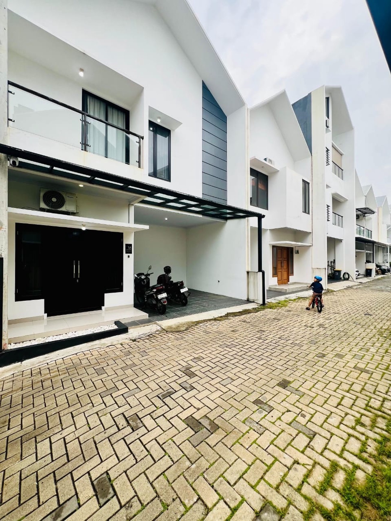 Dijual Rumah Full Furnished di Cilandak Jakarta Selatan