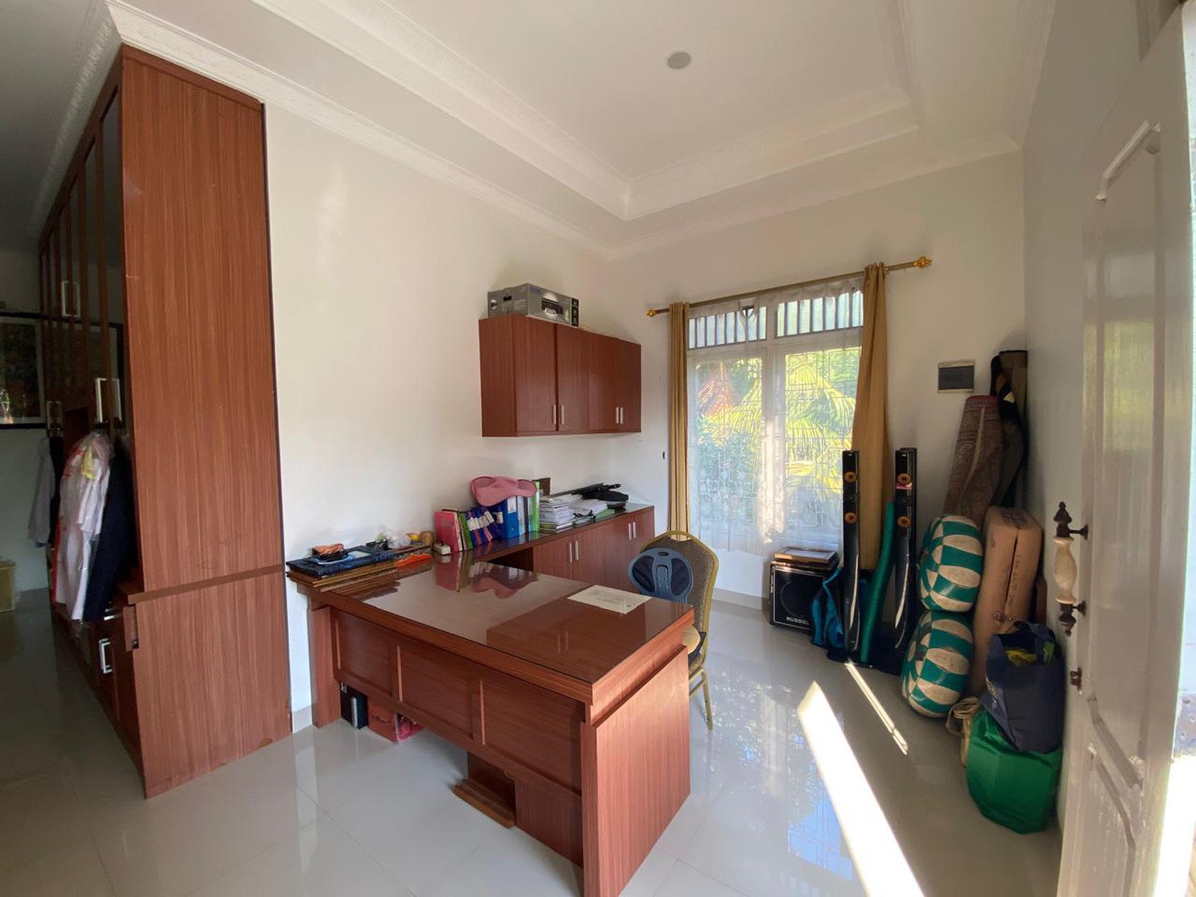 Rumah 2 Lantai Siap Huni dengan Hunian Nyaman dan Asri @Ciledug, Tangerang