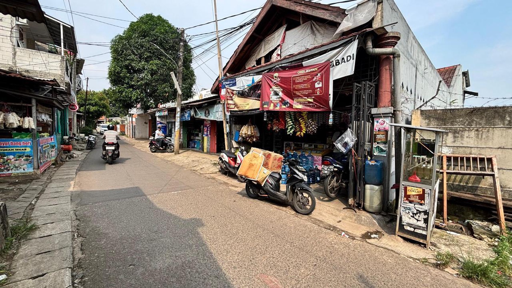 Rumah & Kios, Lokasi strategis dekat BXC.