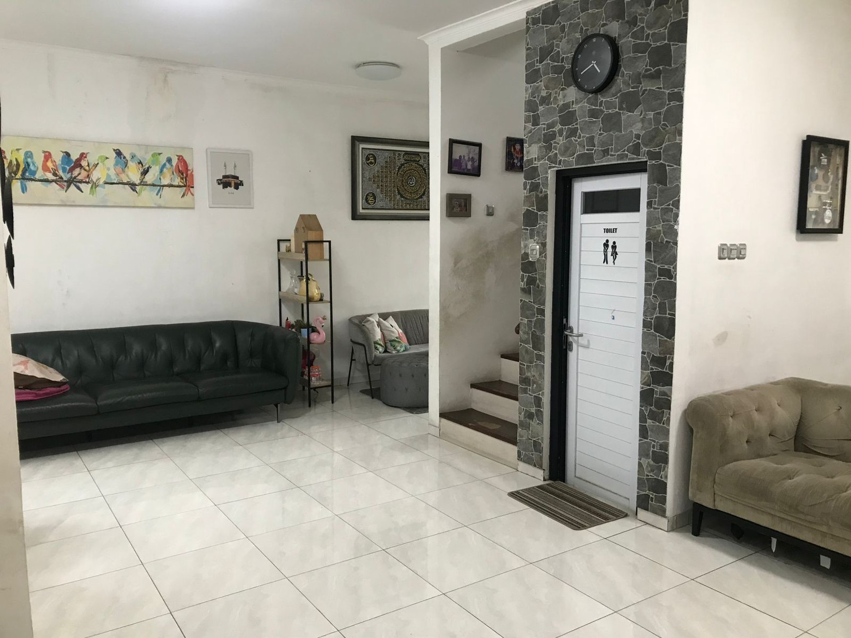 Rumah 3 Lantai Mewah SHM Siap Huni dengan Hunian Nyaman @Ciputat