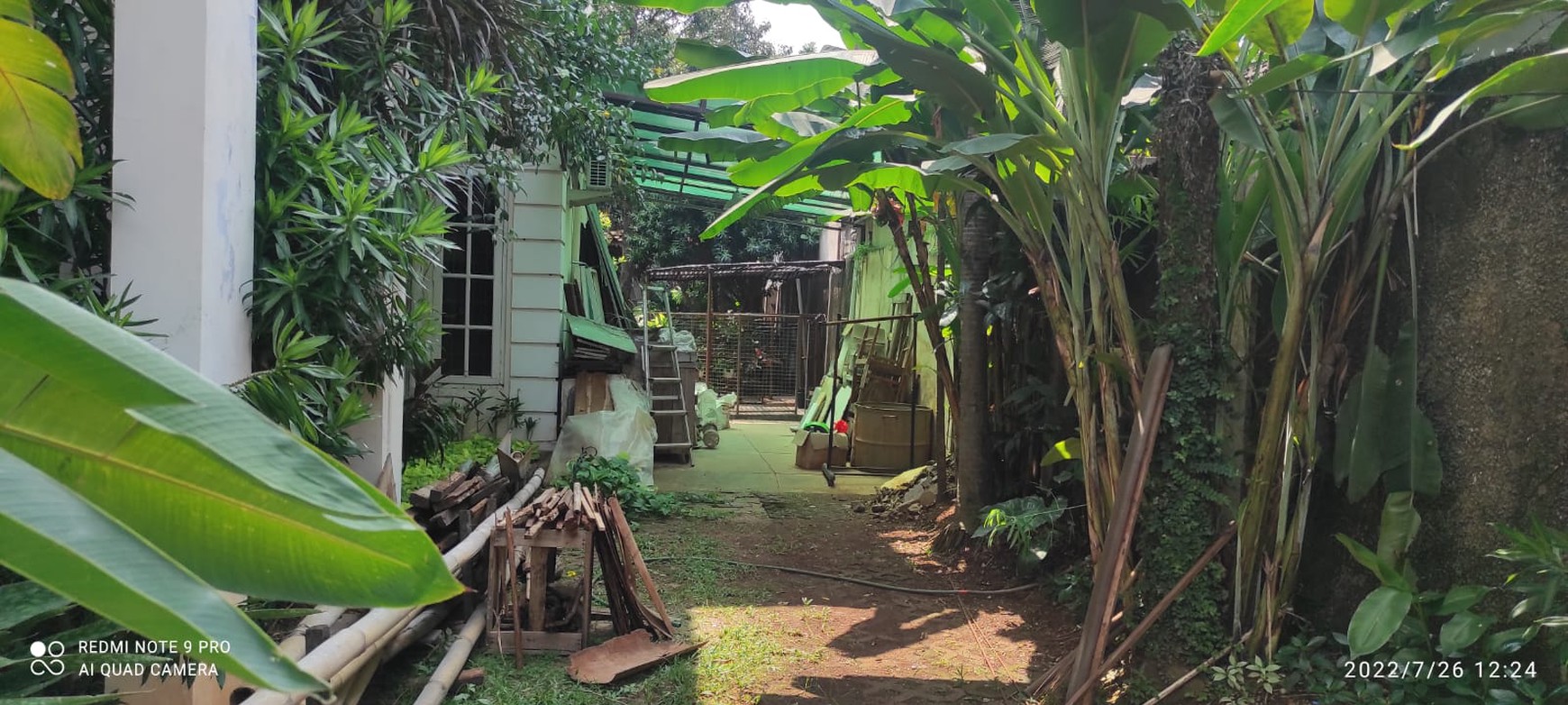 Rumah Asri Dan Nyaman Lokasi Strategis Harga di Bawah NJOP di Jeruk Purut, Cilandak