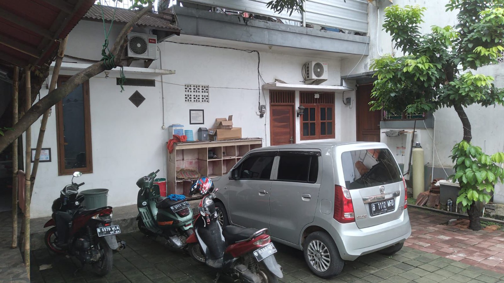 Rumah Kost- Kost san 6 - 10 Kamar Lokasi strategis dekat BXC.