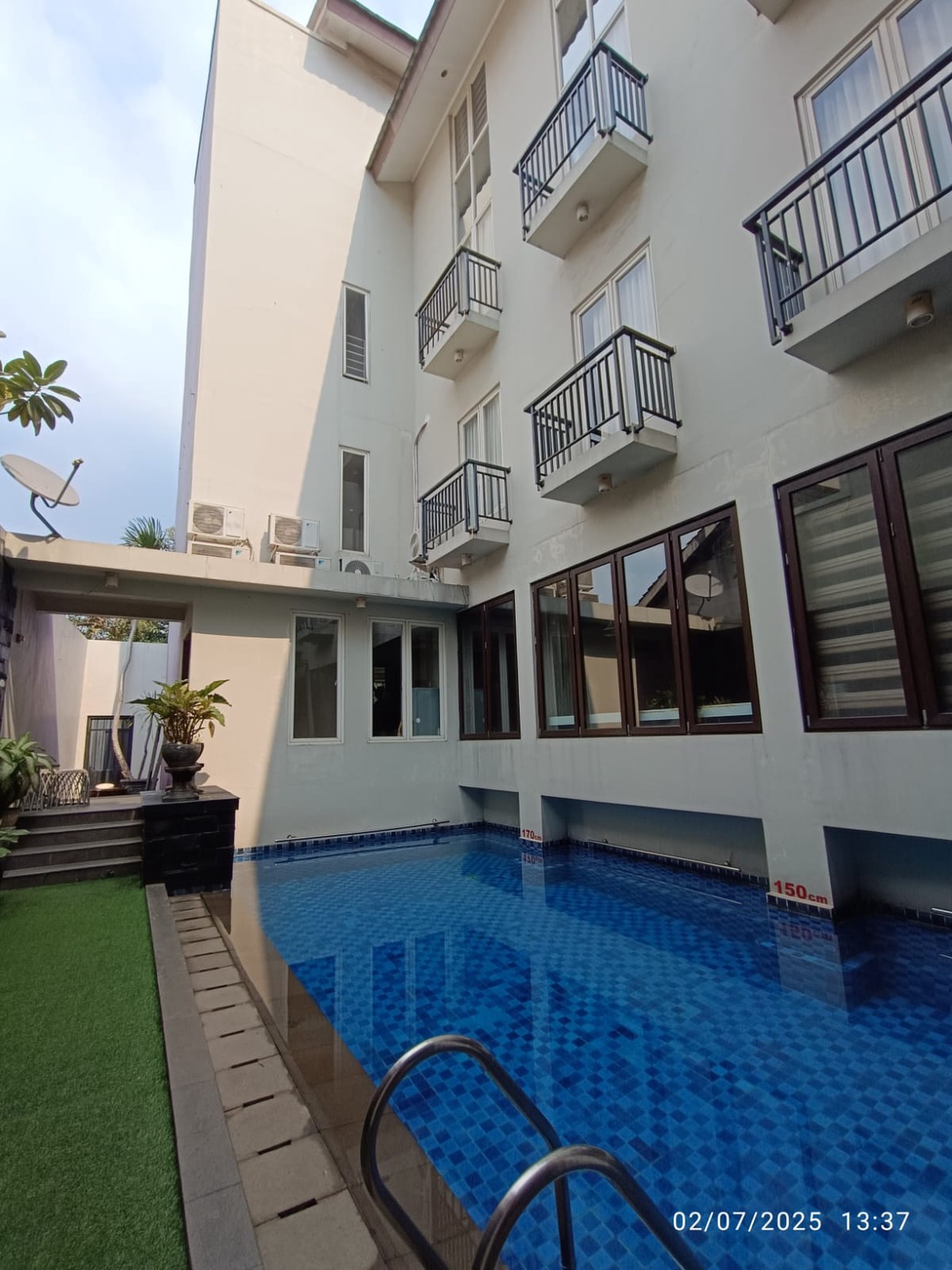 Dijual Hotel Bintang 3 di Kawasan Bendungan Hilir, Jakarta Selatan