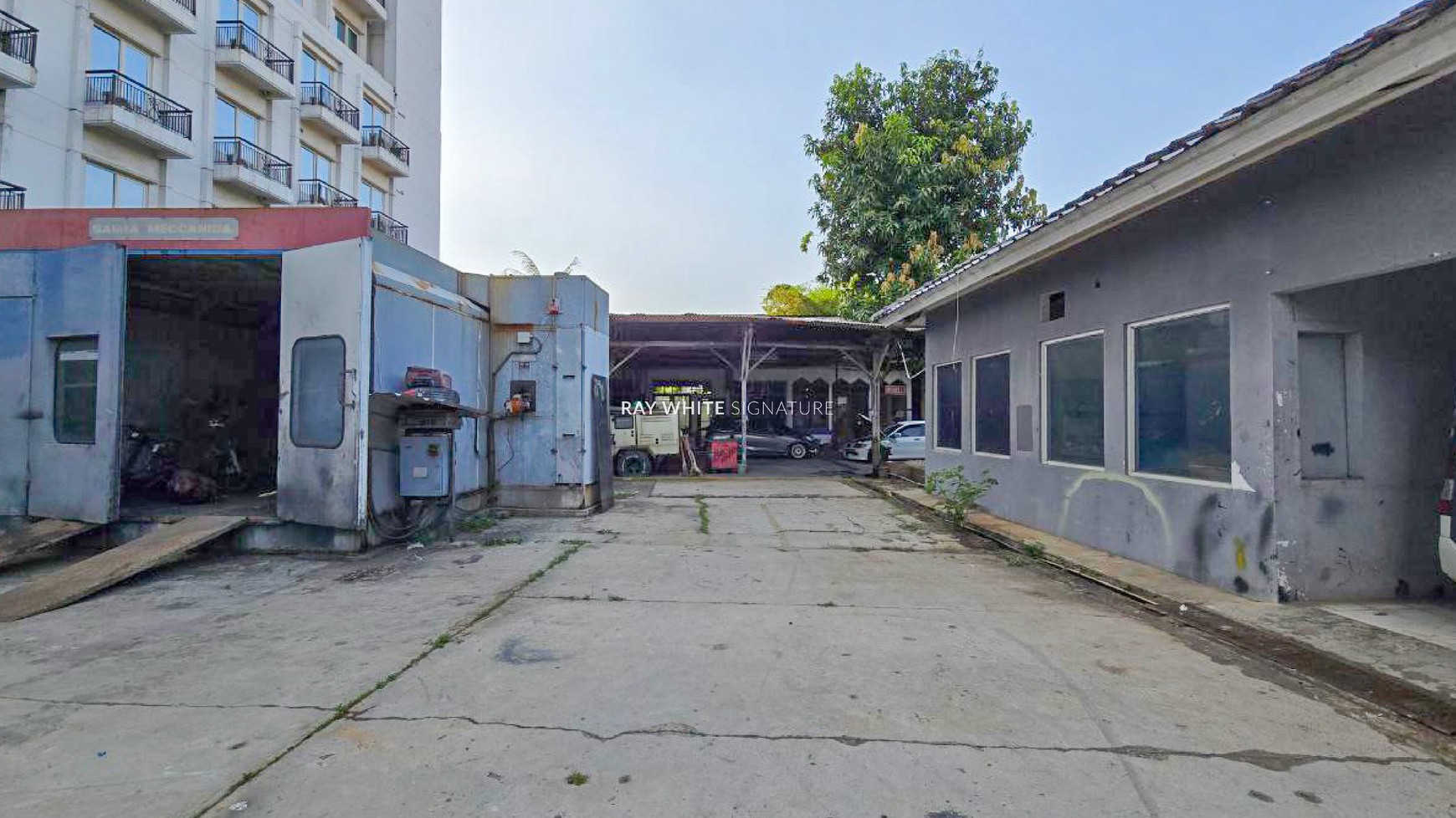 Dijual Tanah dan Bangunan Komersil di Jl Pramuka, Cempaka Putih