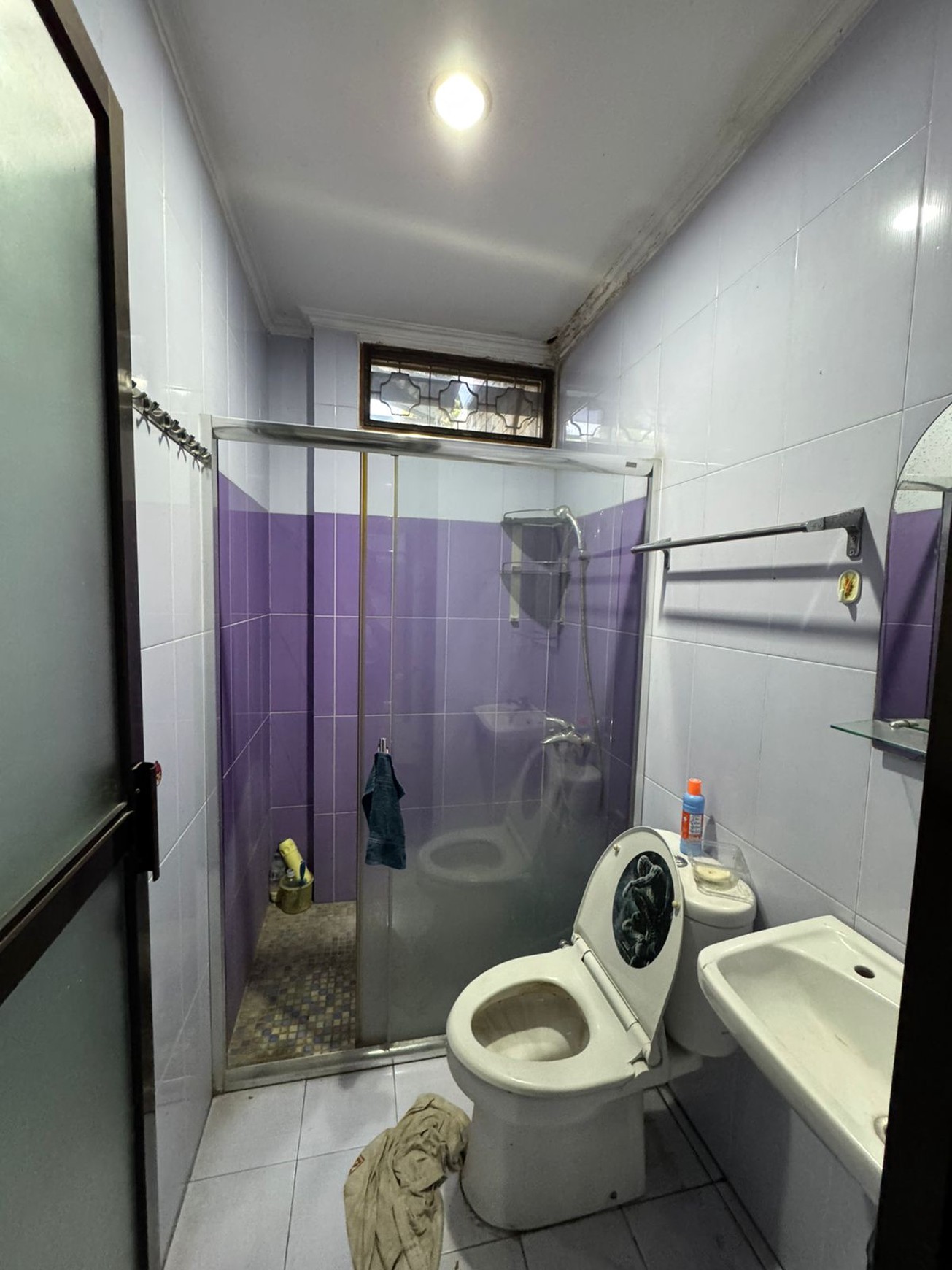 Rumah Bagus 2 Lantai di Perumahan Sakura Indah