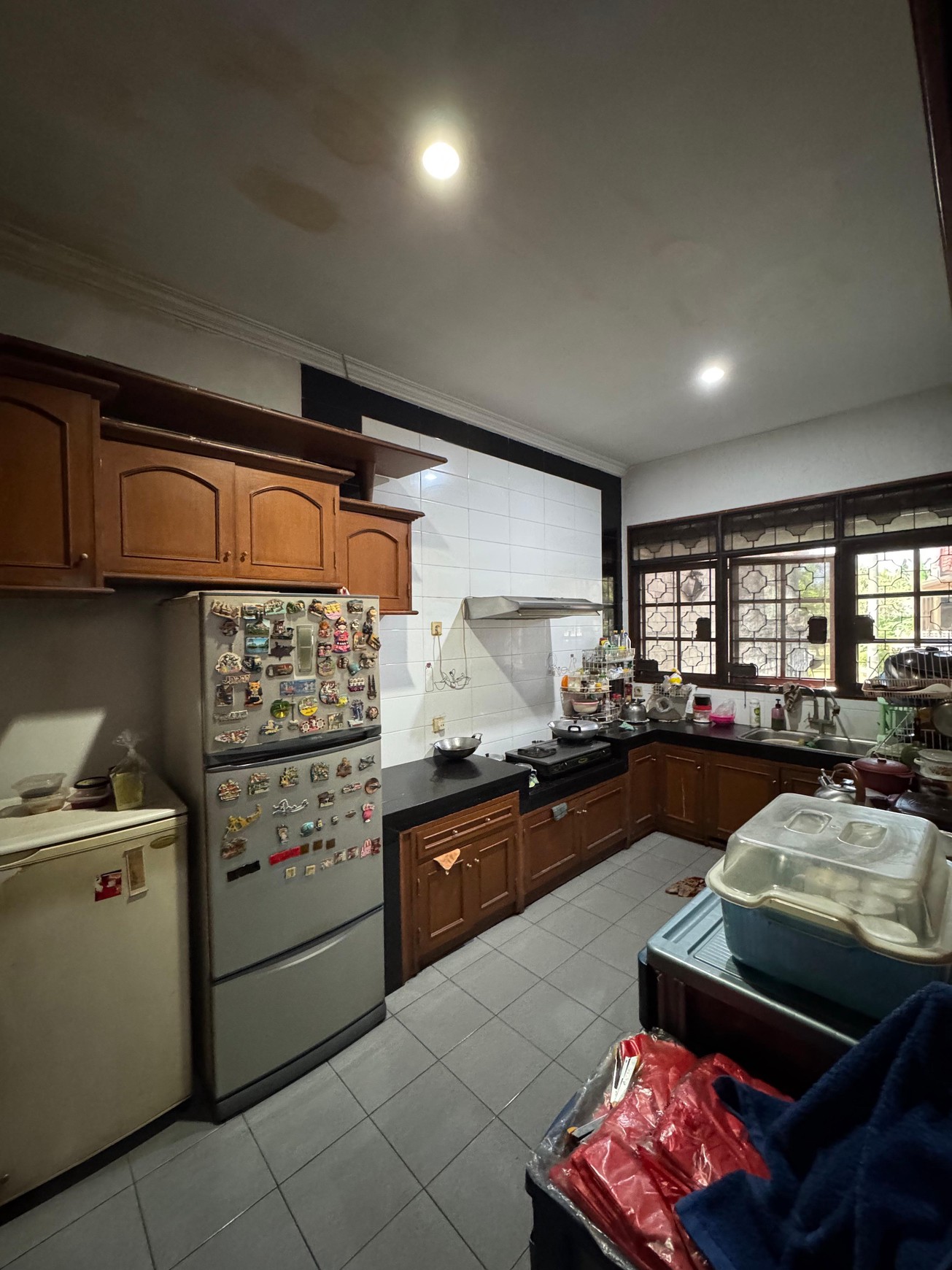 Rumah Bagus 2 Lantai di Perumahan Sakura Indah