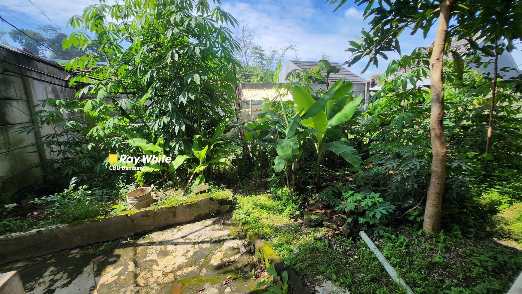 Rumah 2 lantai dekat Cicaheum view kota Bandung