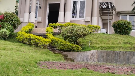 Dijual villa di Trawas lokasi atas komplek puncak trawas tidak jauh dari wisata glamping 