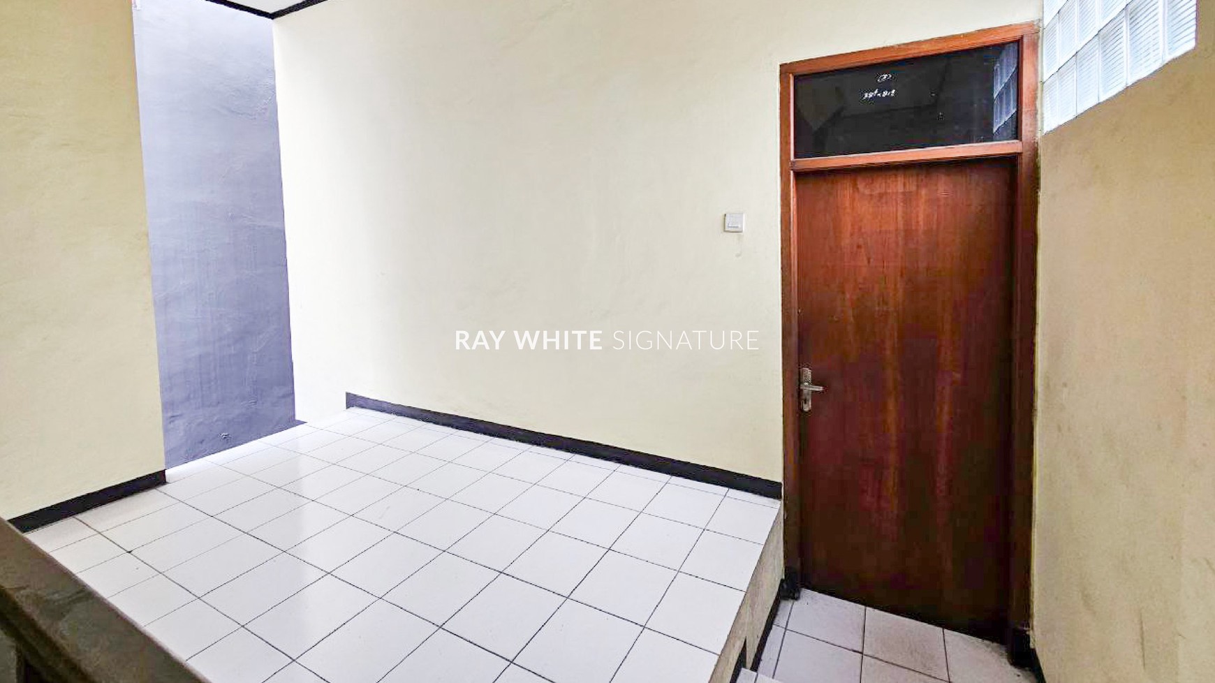 Rumah tua di Jl Darmawangsa Raya cocok untuk bisnis
