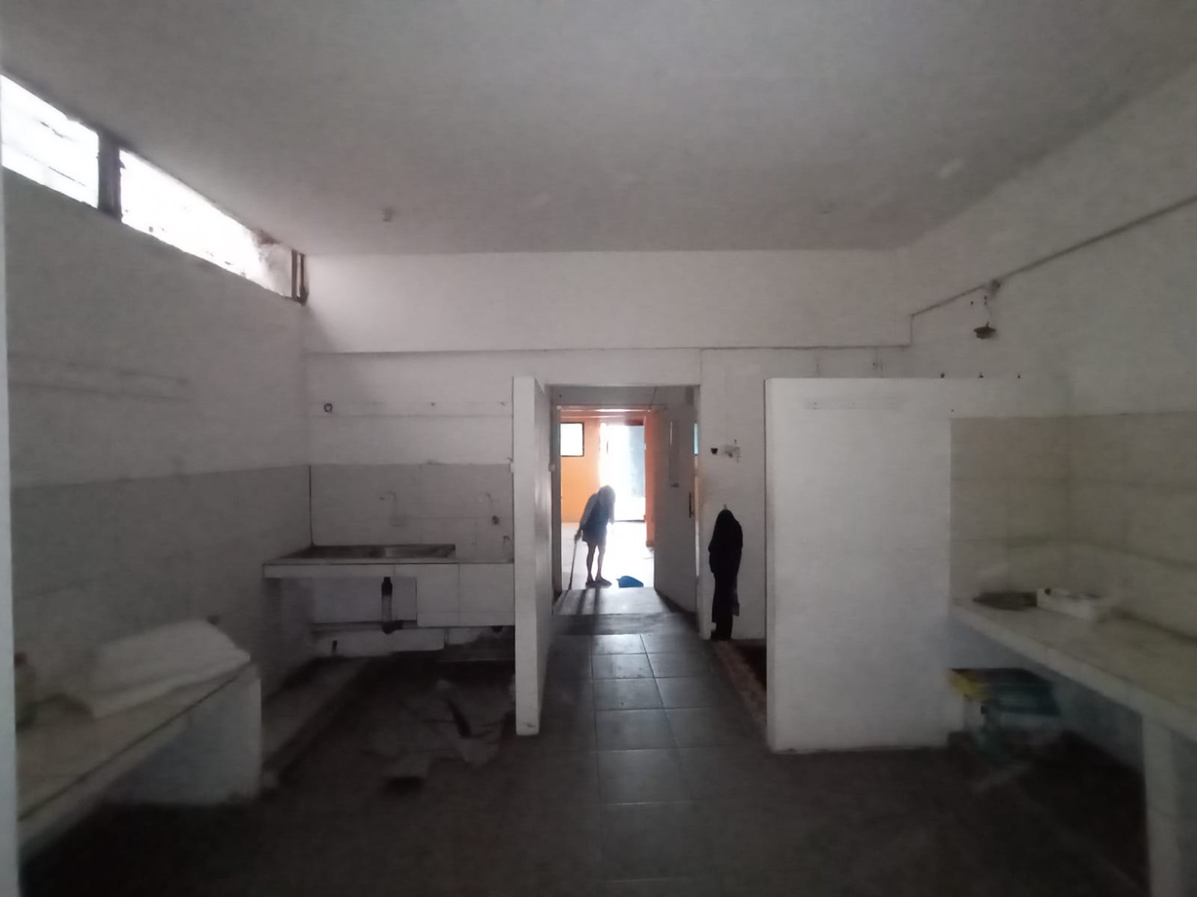 Rumah Hitung Tanah Di Jl Lapangan Bola Kebon Jeruk Jakarta Barat