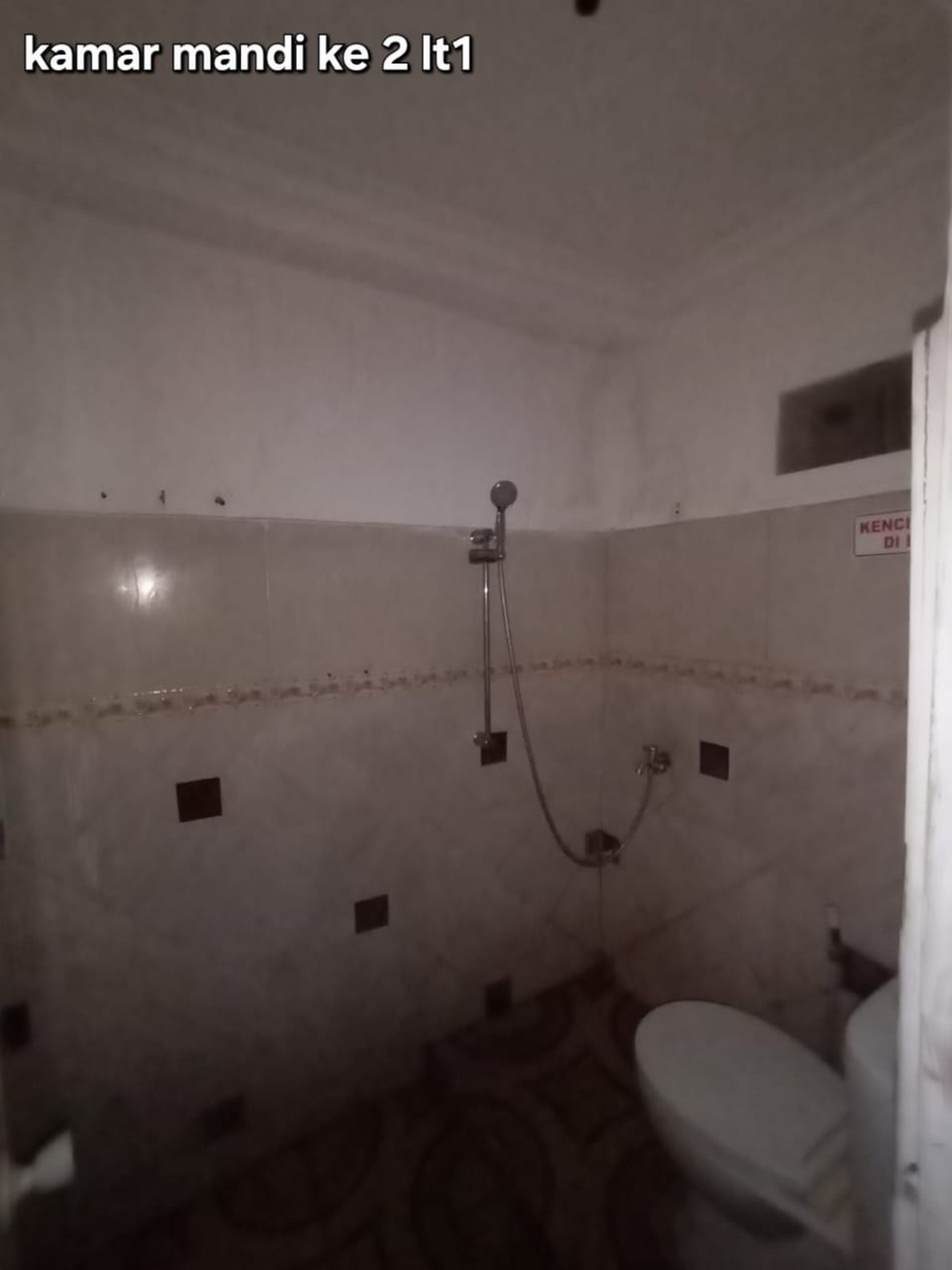 Rumah Hitung Tanah Di Jl Lapangan Bola Kebon Jeruk Jakarta Barat