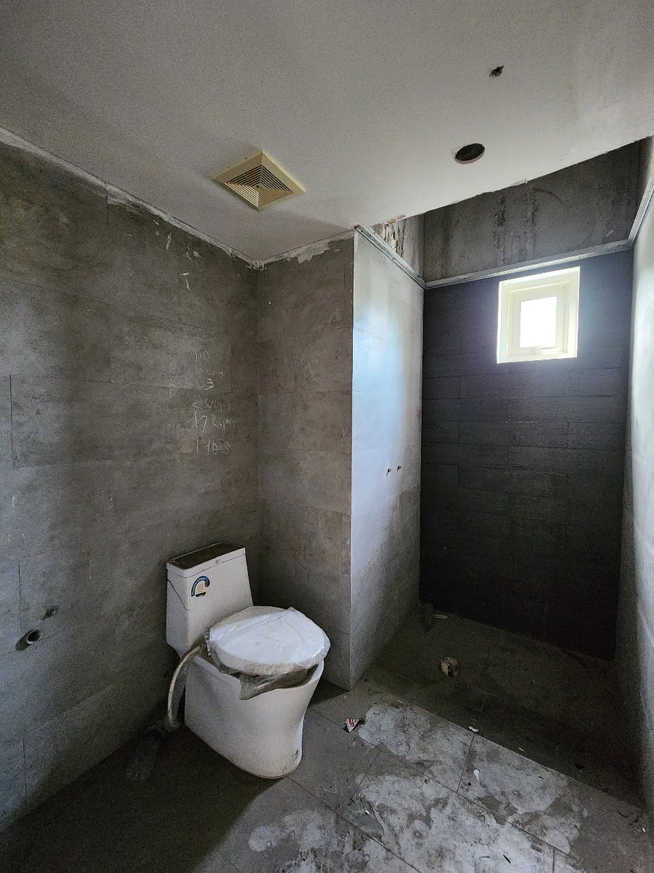Dijual Bangunan Hotel di Kawasan Bendungan Hilir