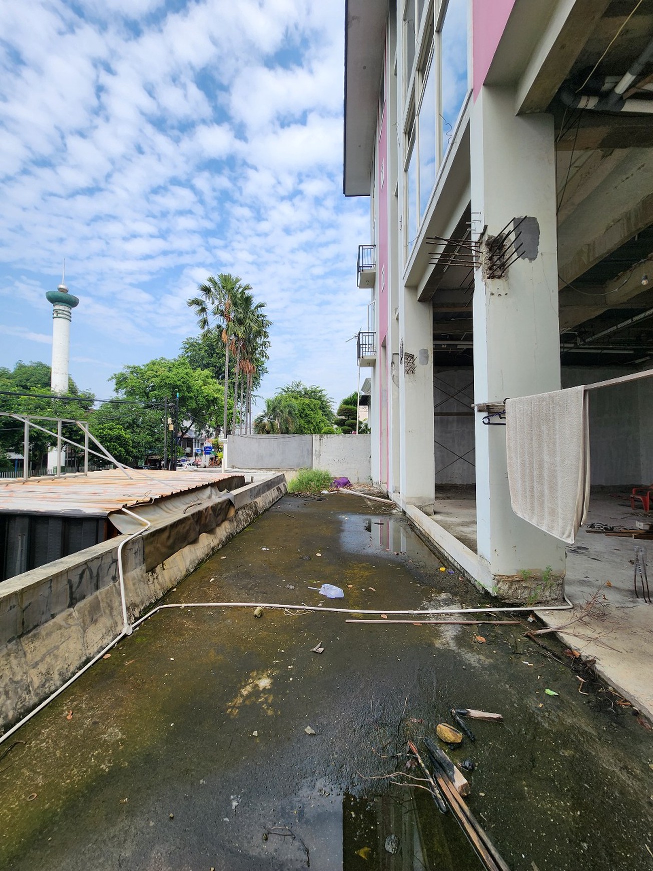 Dijual Bangunan Hotel di Kawasan Bendungan Hilir